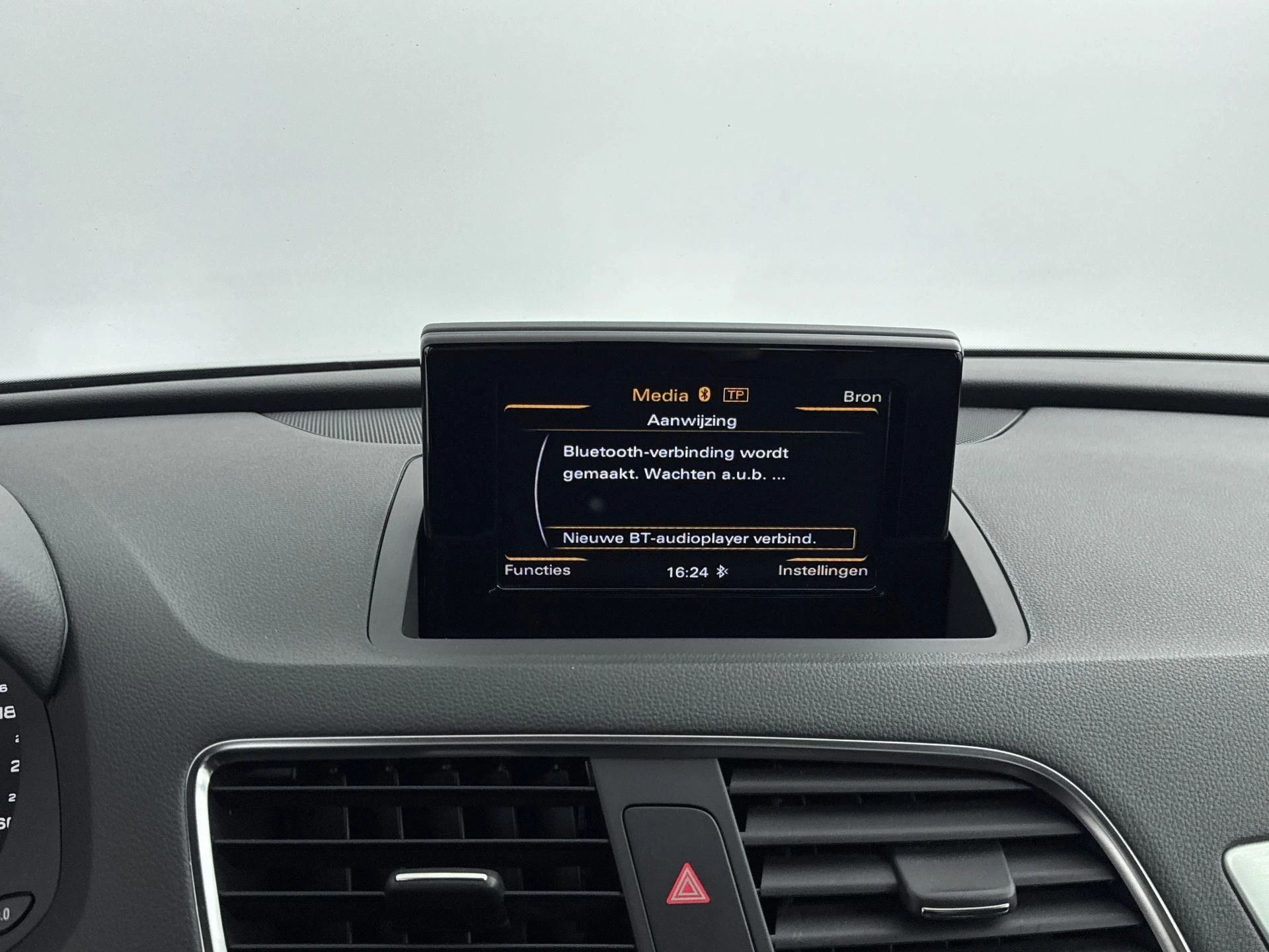 Audi-Q3-image-10