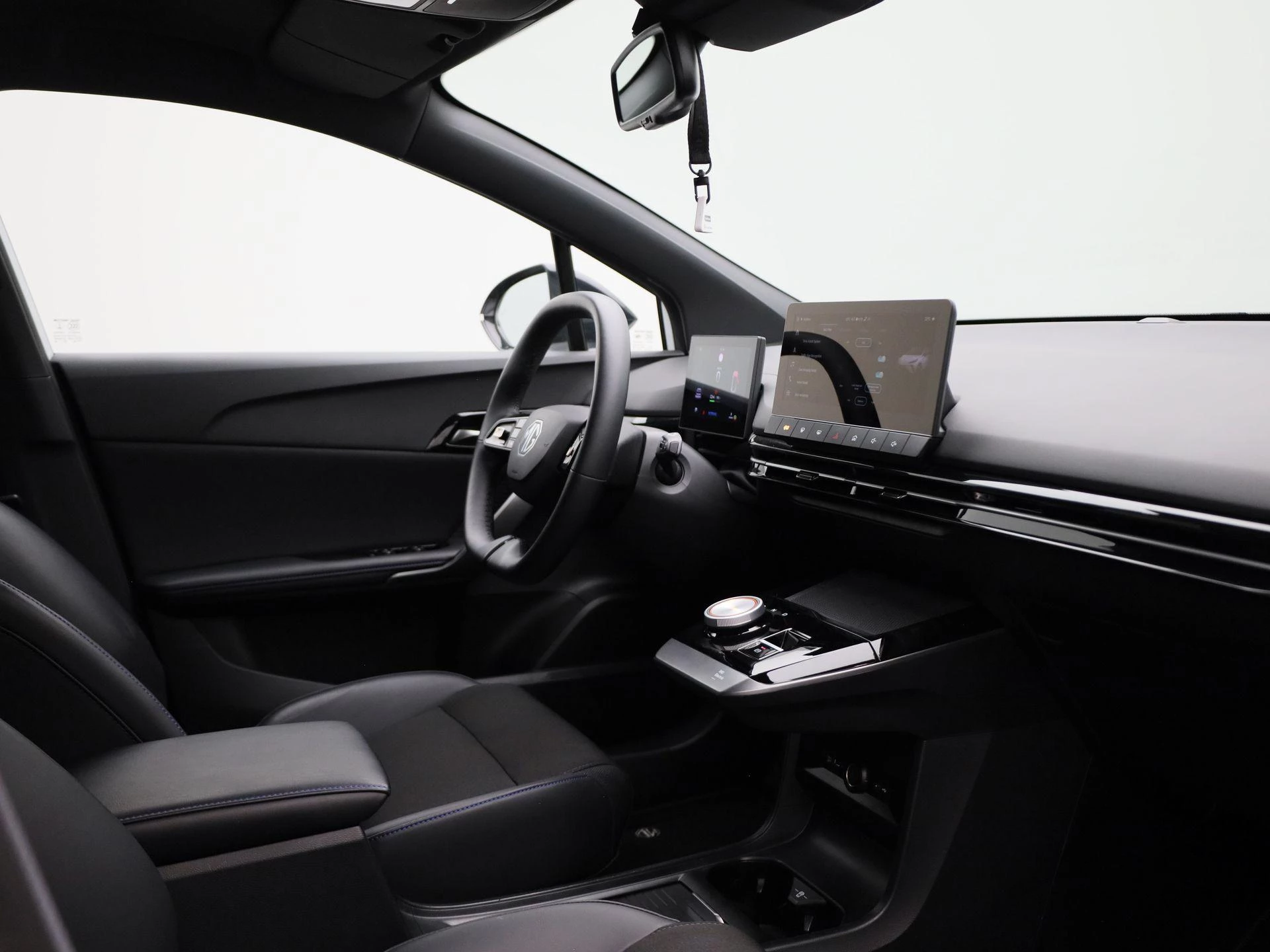 MG MG4 64 kWh Luxury