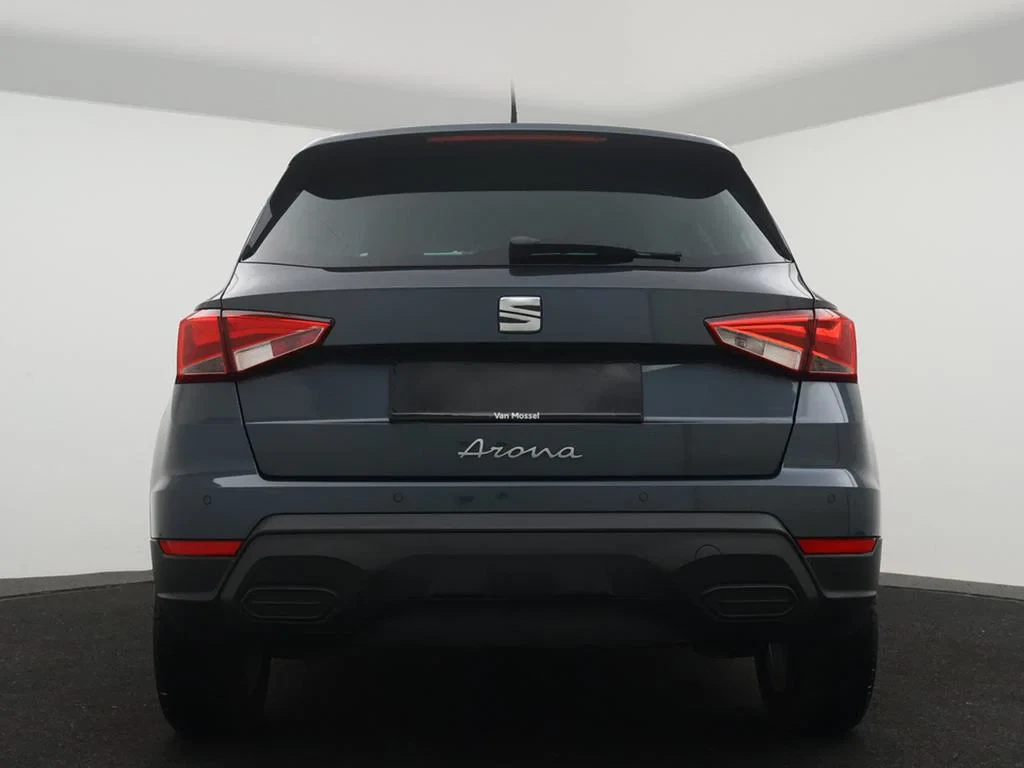 SEAT-Arona-image-3