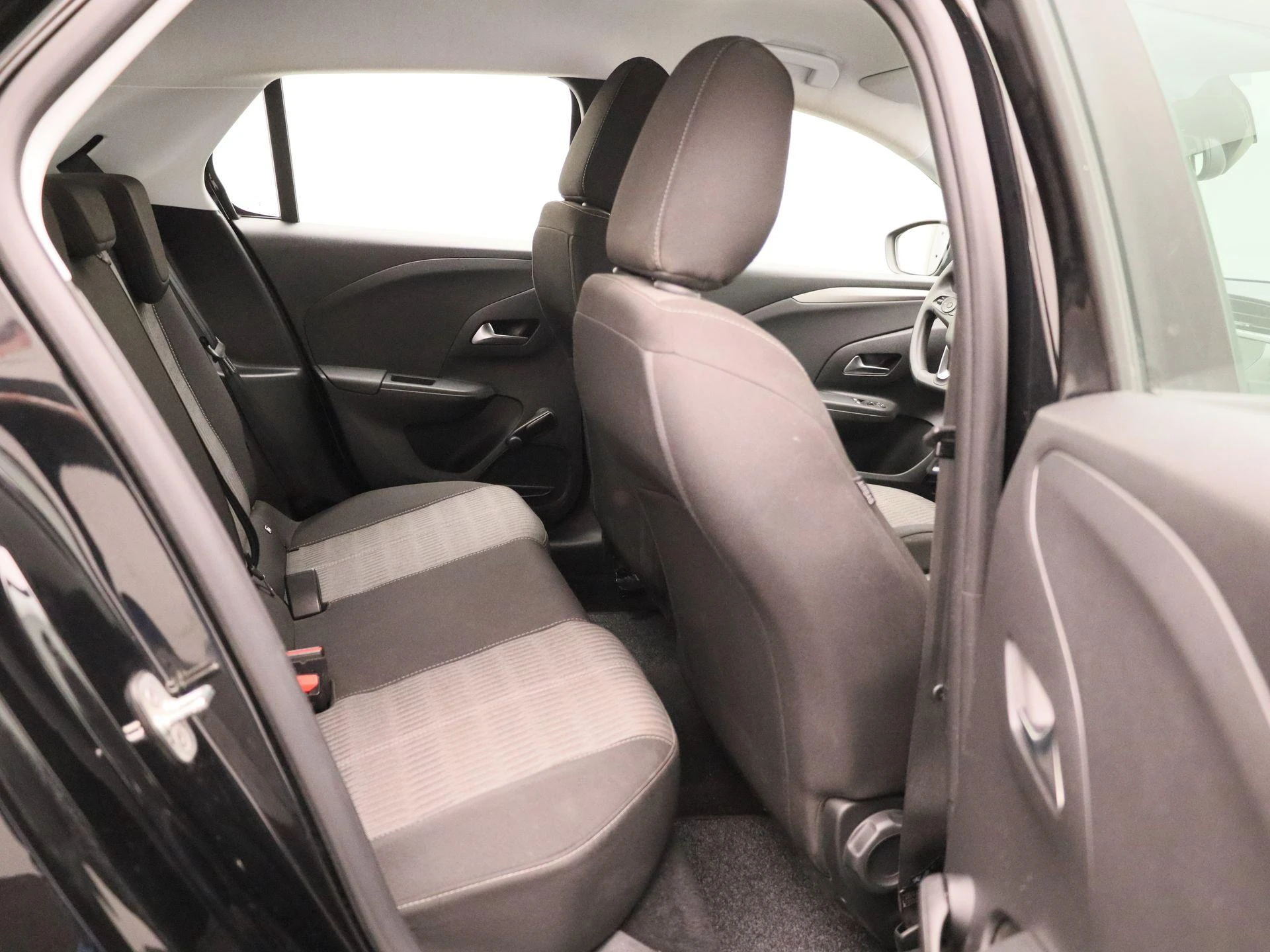 Opel-Corsa-image-31