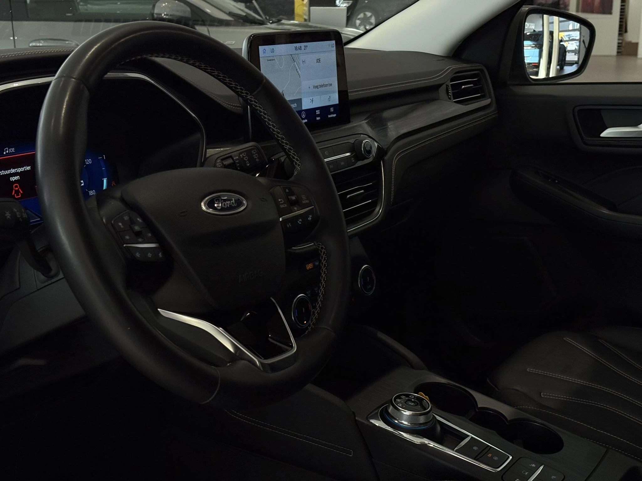 Ford-Kuga-image-12