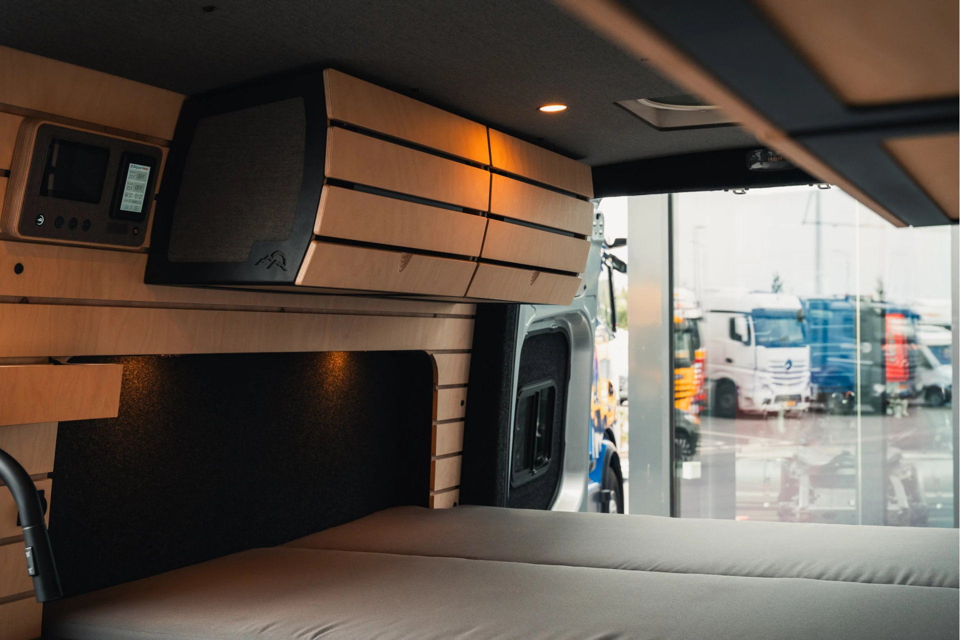 Mercedes-Benz-Sprinter-image-38