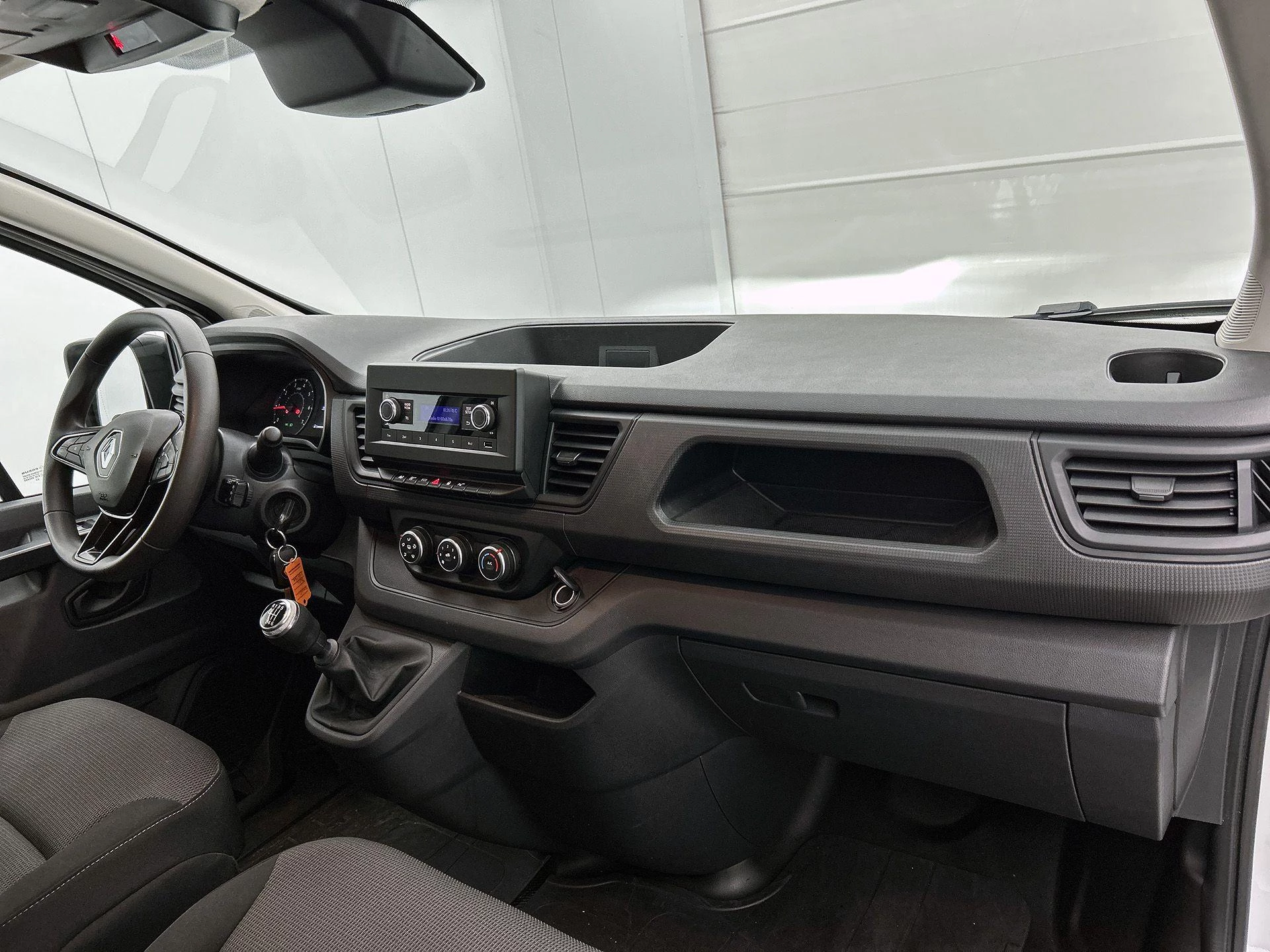Renault-Trafic-image-20