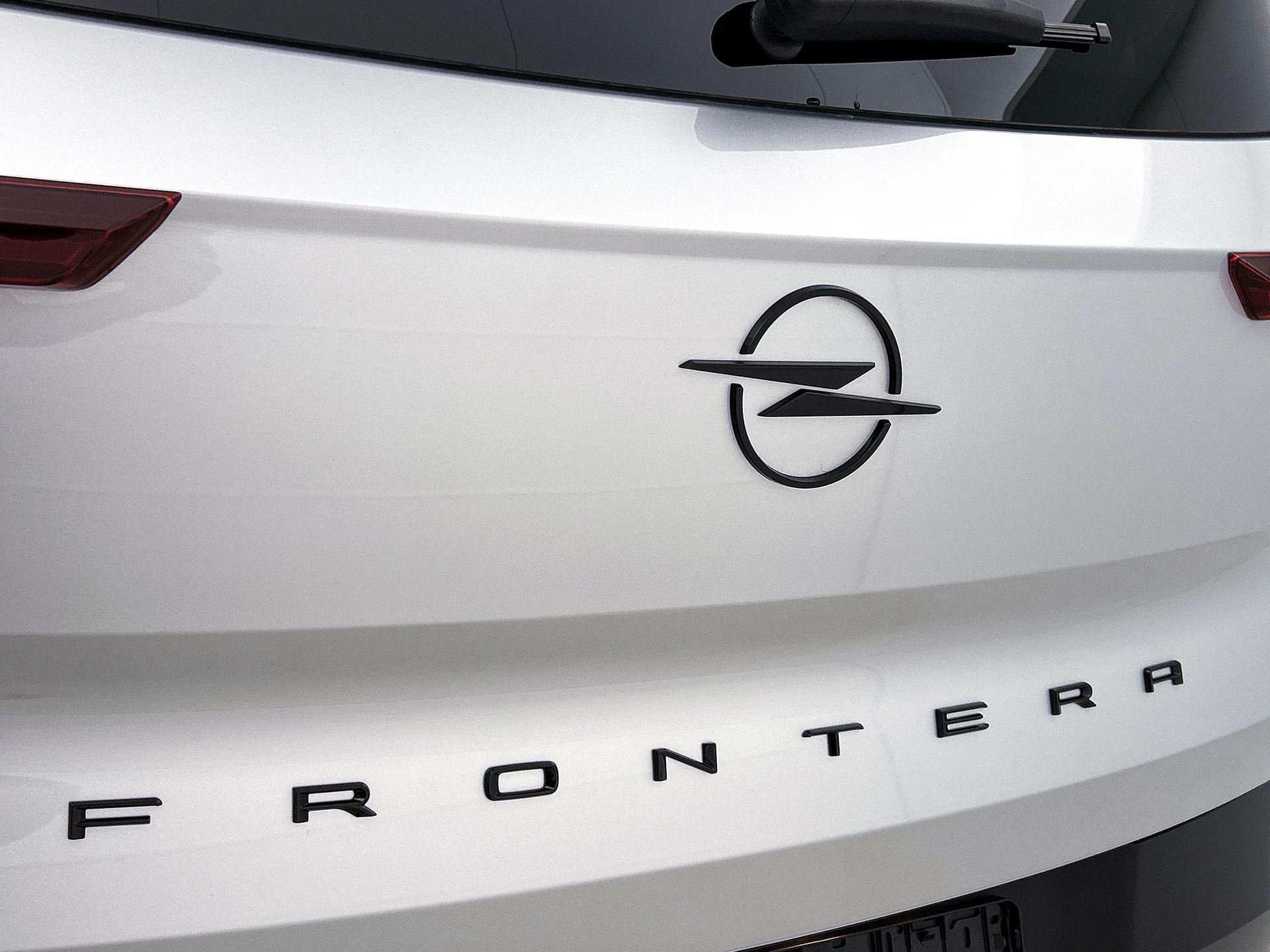 Opel-Frontera-image-25