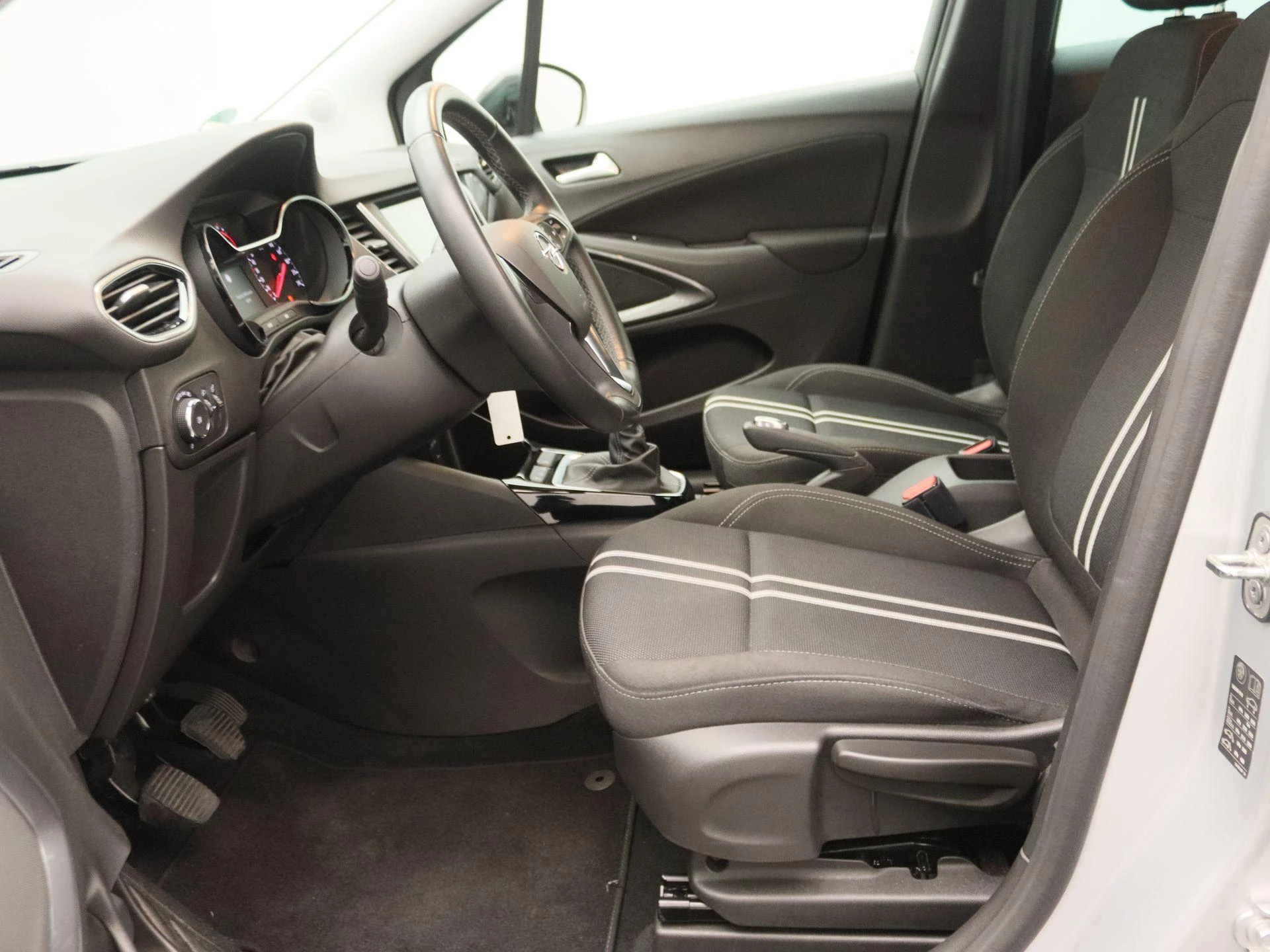 Opel-Crossland-image-12