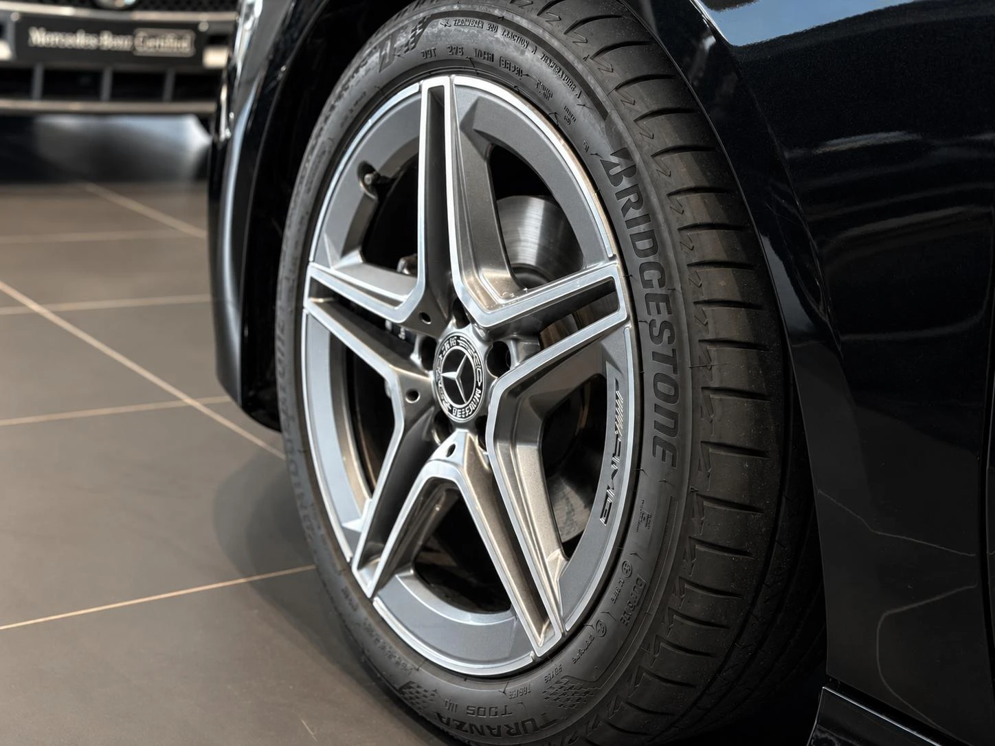 Mercedes-Benz-CLA-image-6
