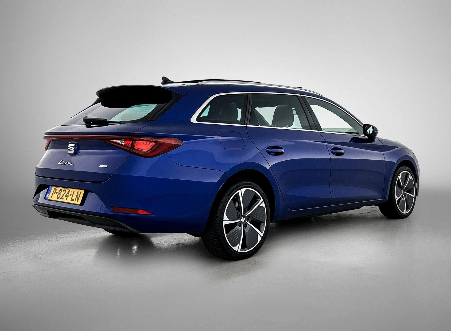 SEAT-Leon-image-3