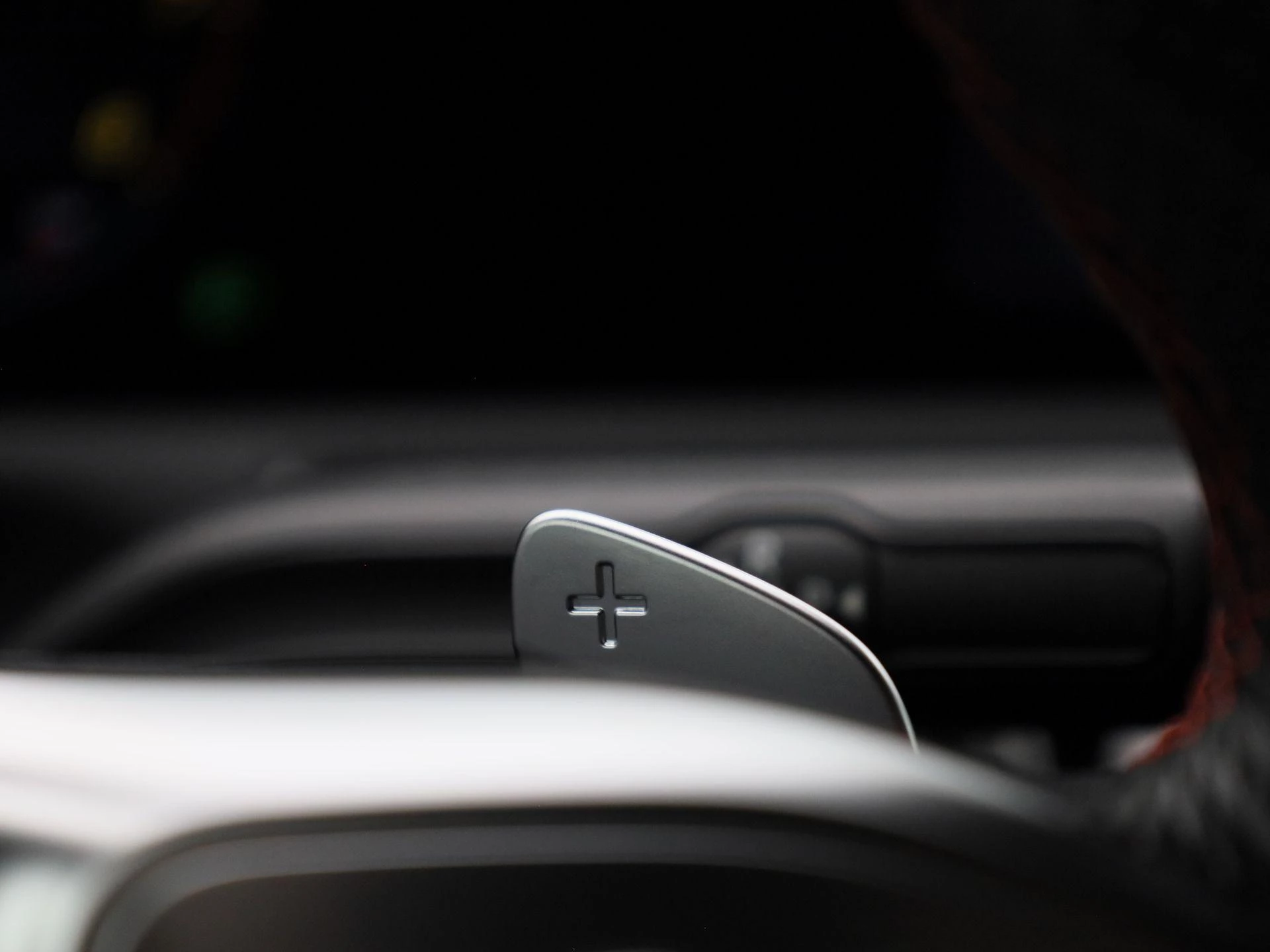 Mercedes-Benz-CLA-image-28