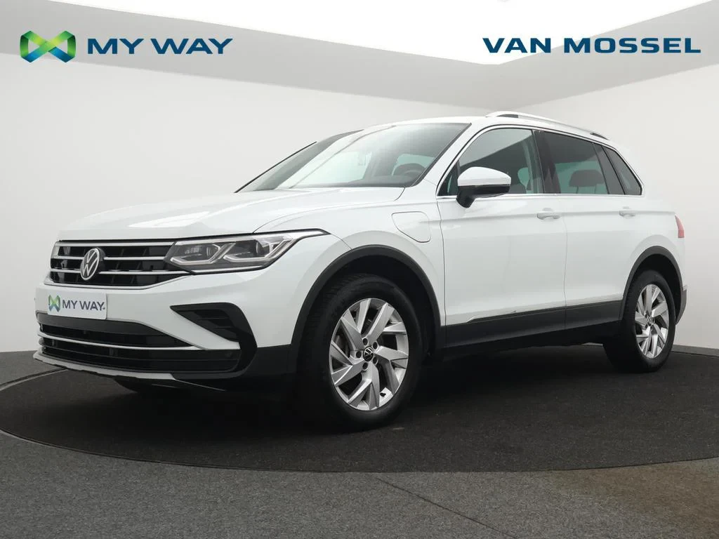 Volkswagen-Tiguan-image-0