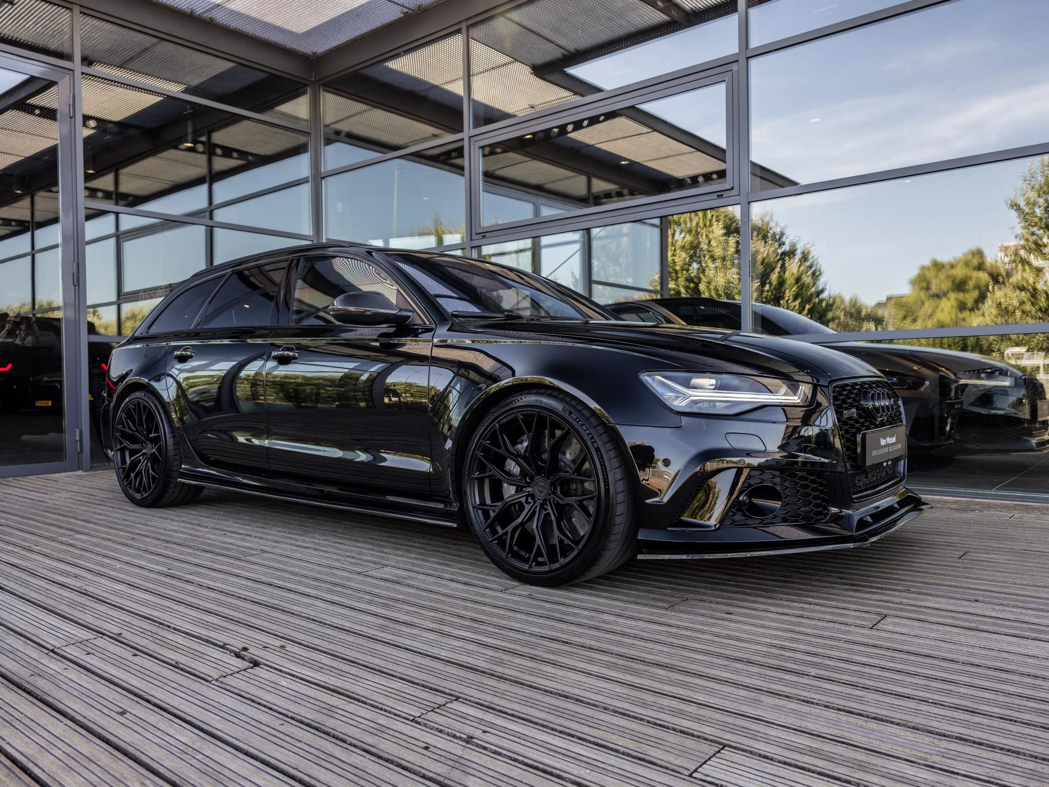 Audi-RS6-image-2