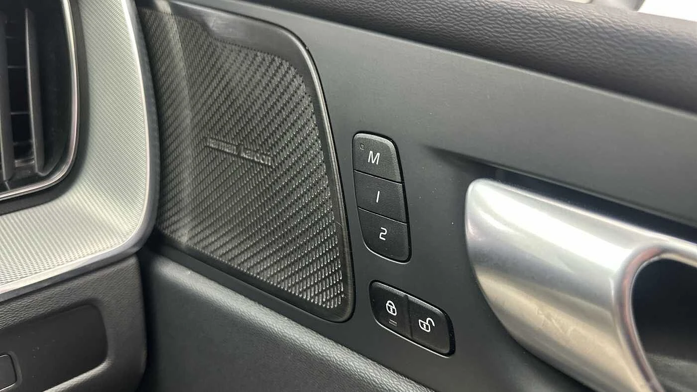 Volvo-XC60-image-34