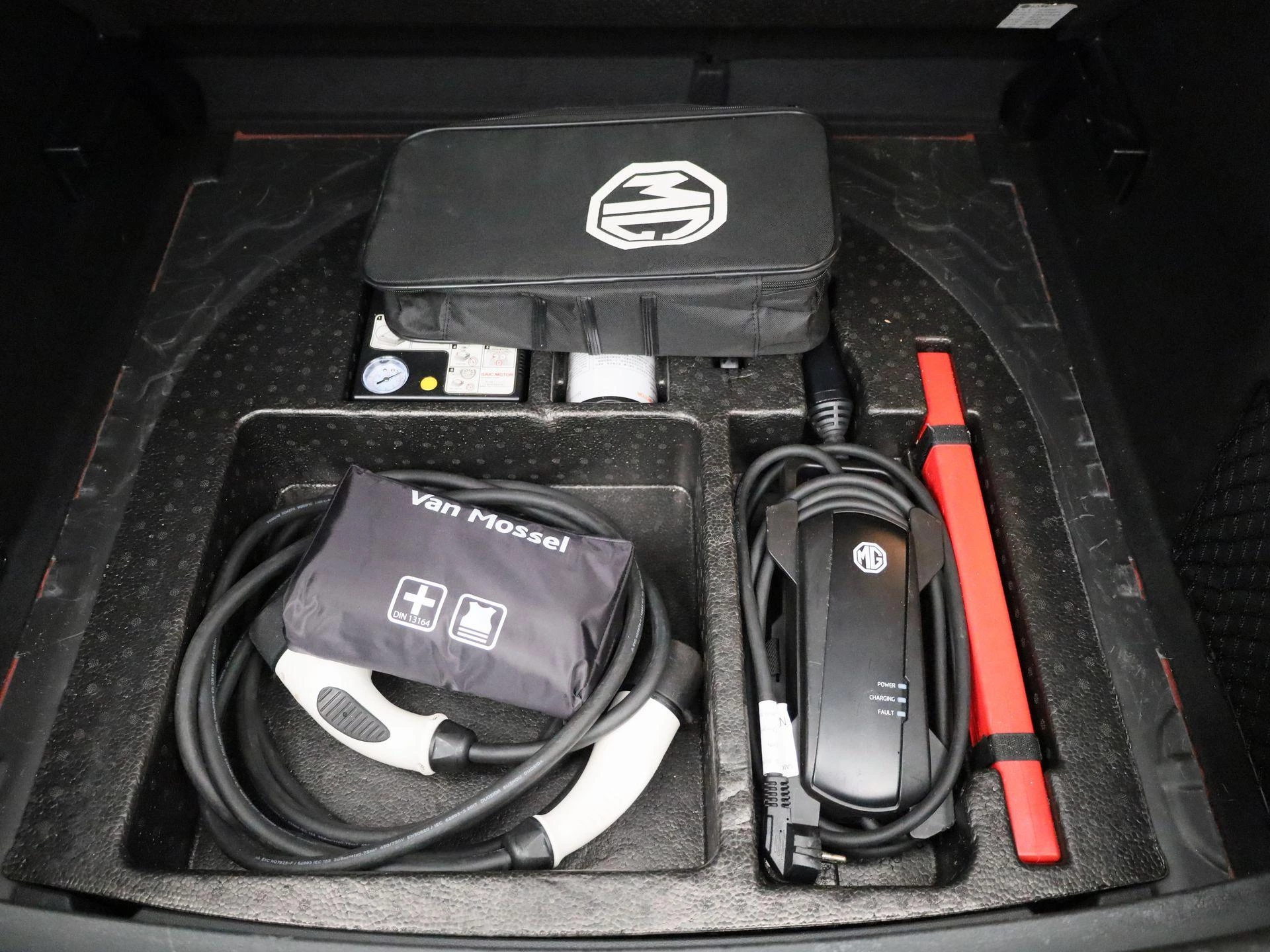MG-ZS EV-image-12