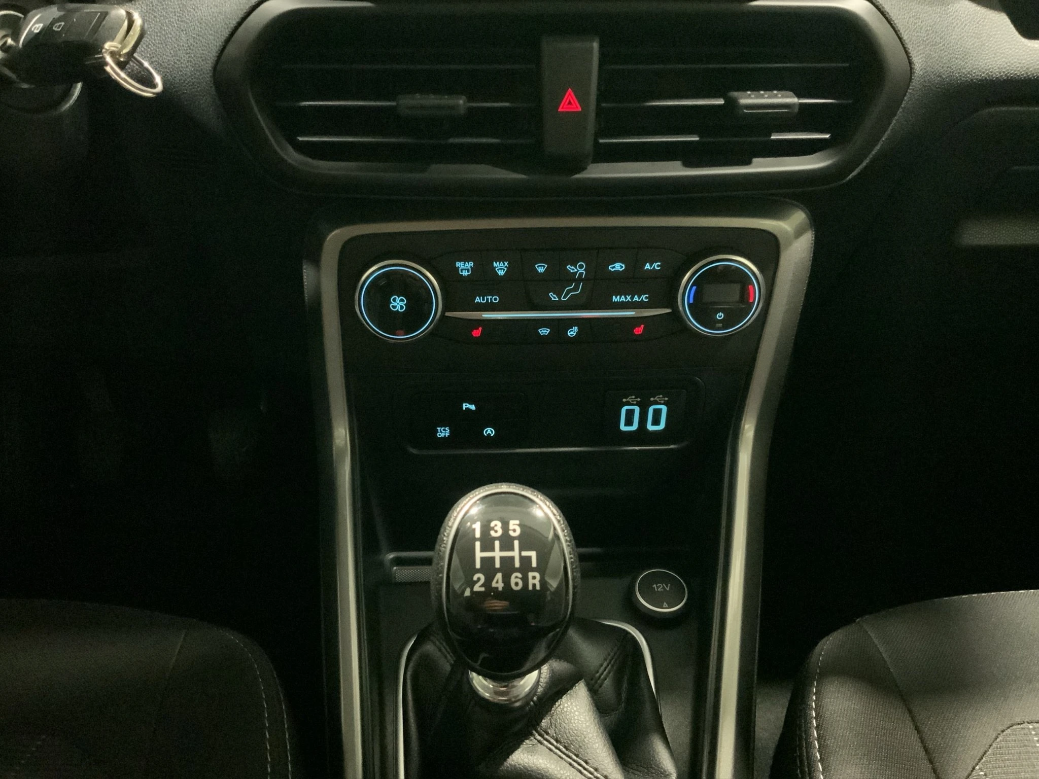 Ford-EcoSport-image-13