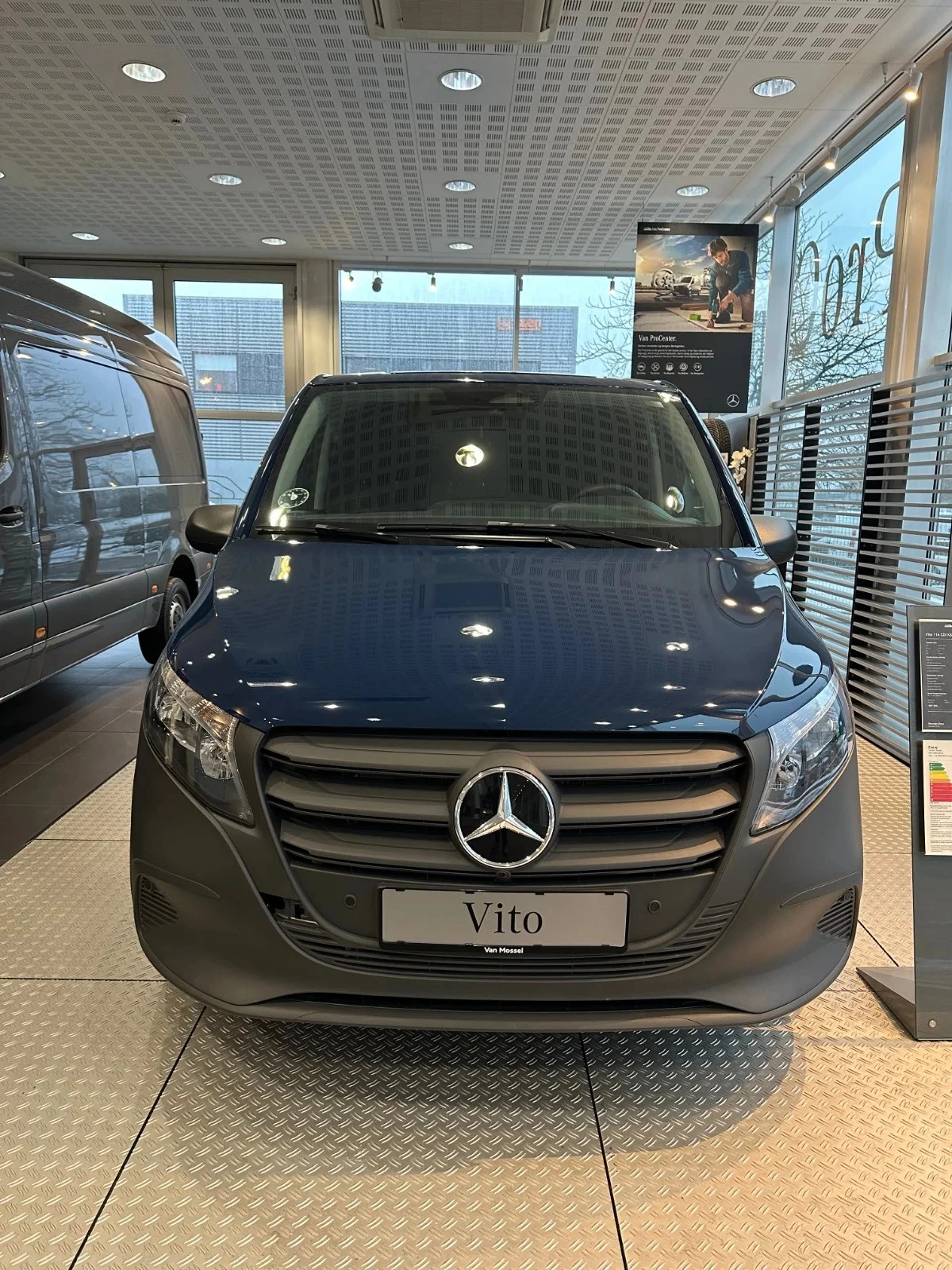 Mercedes-Benz-Vito-image-1