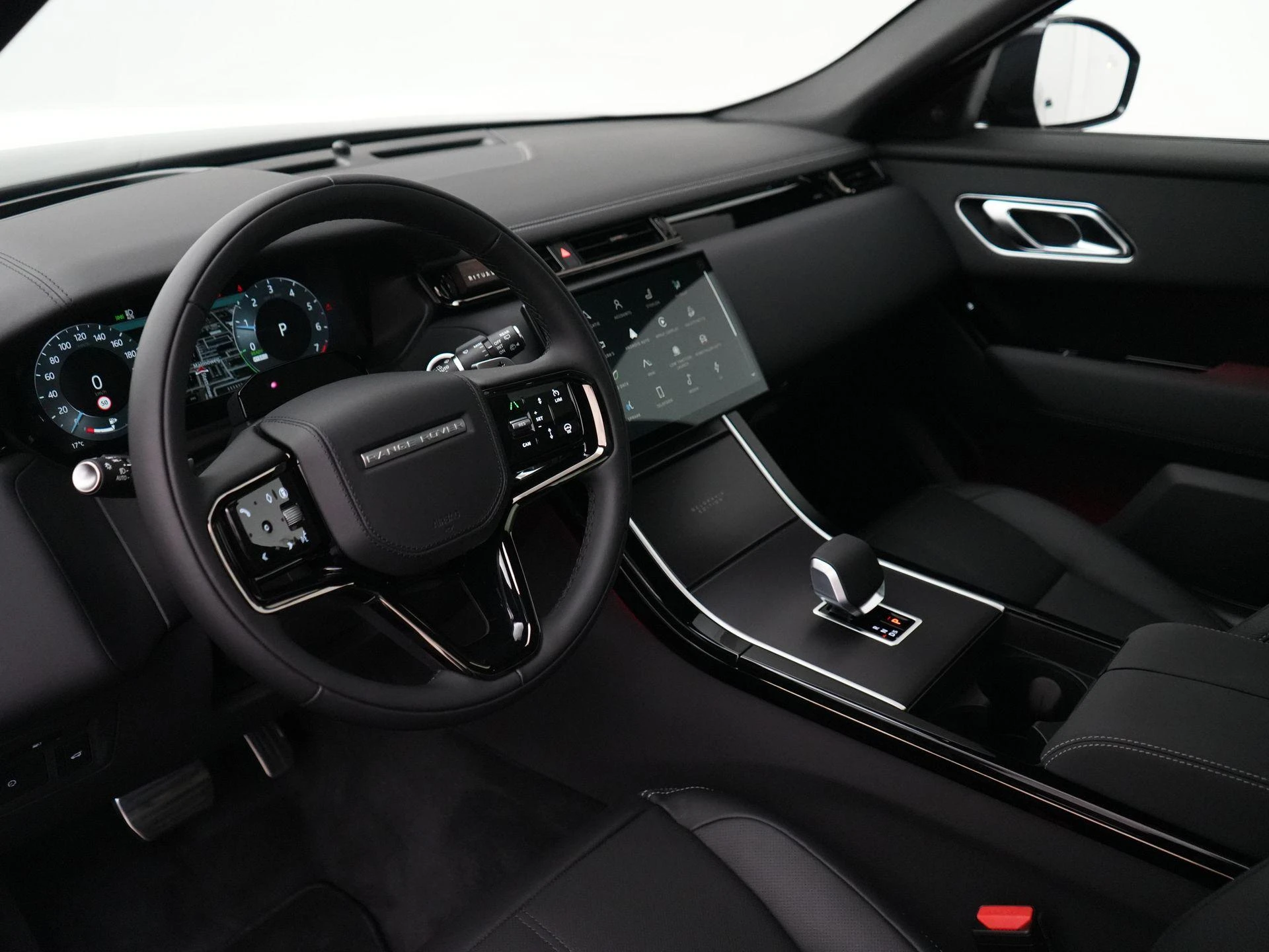 Land Rover Range Rover Velar 2.0 P400e Belgravia Edition