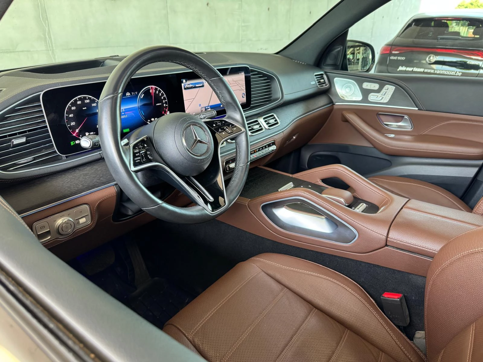 Mercedes-Benz-GLE-image-7