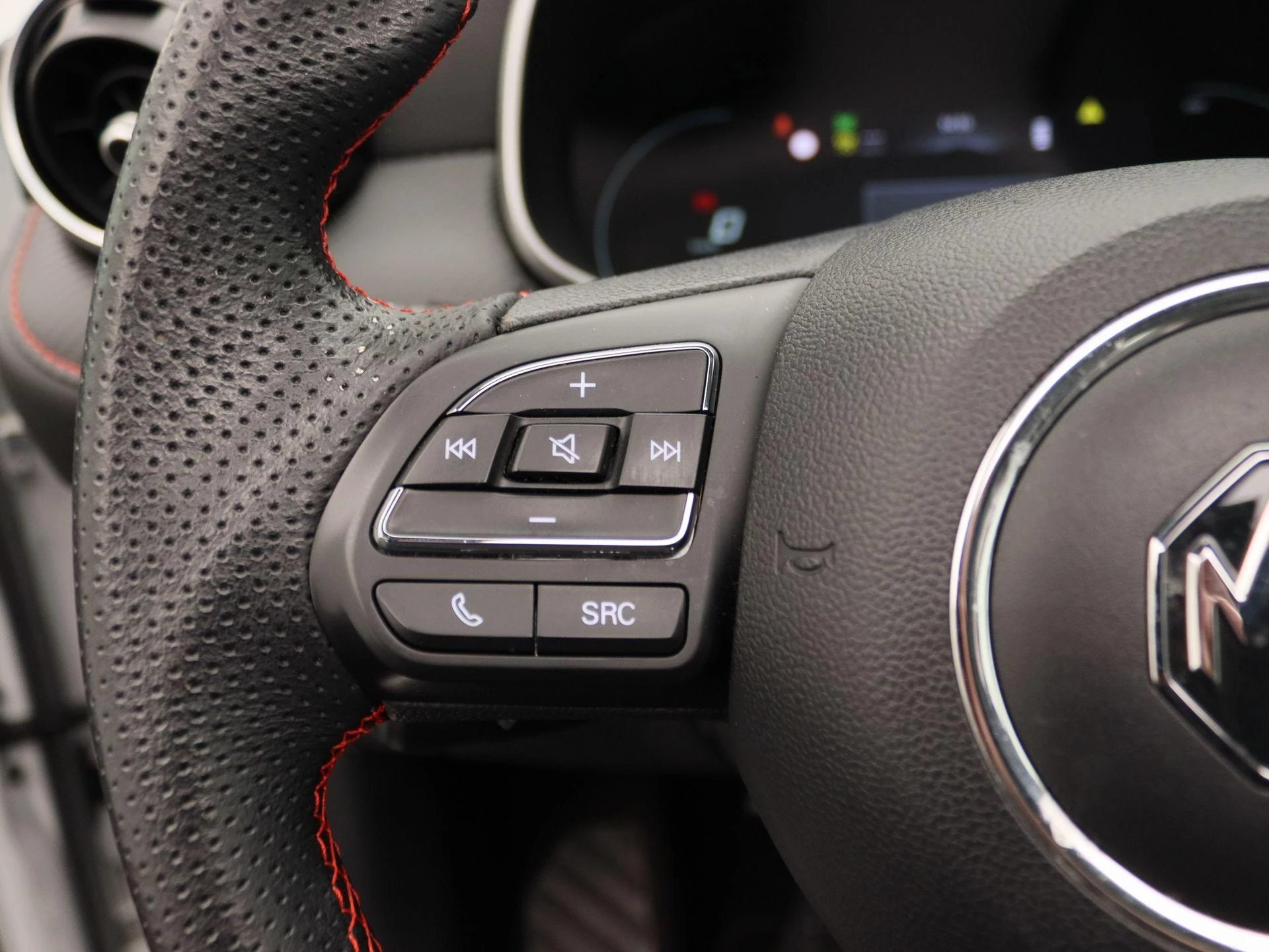 MG ZS EV Standard Range Luxury 50 kWh