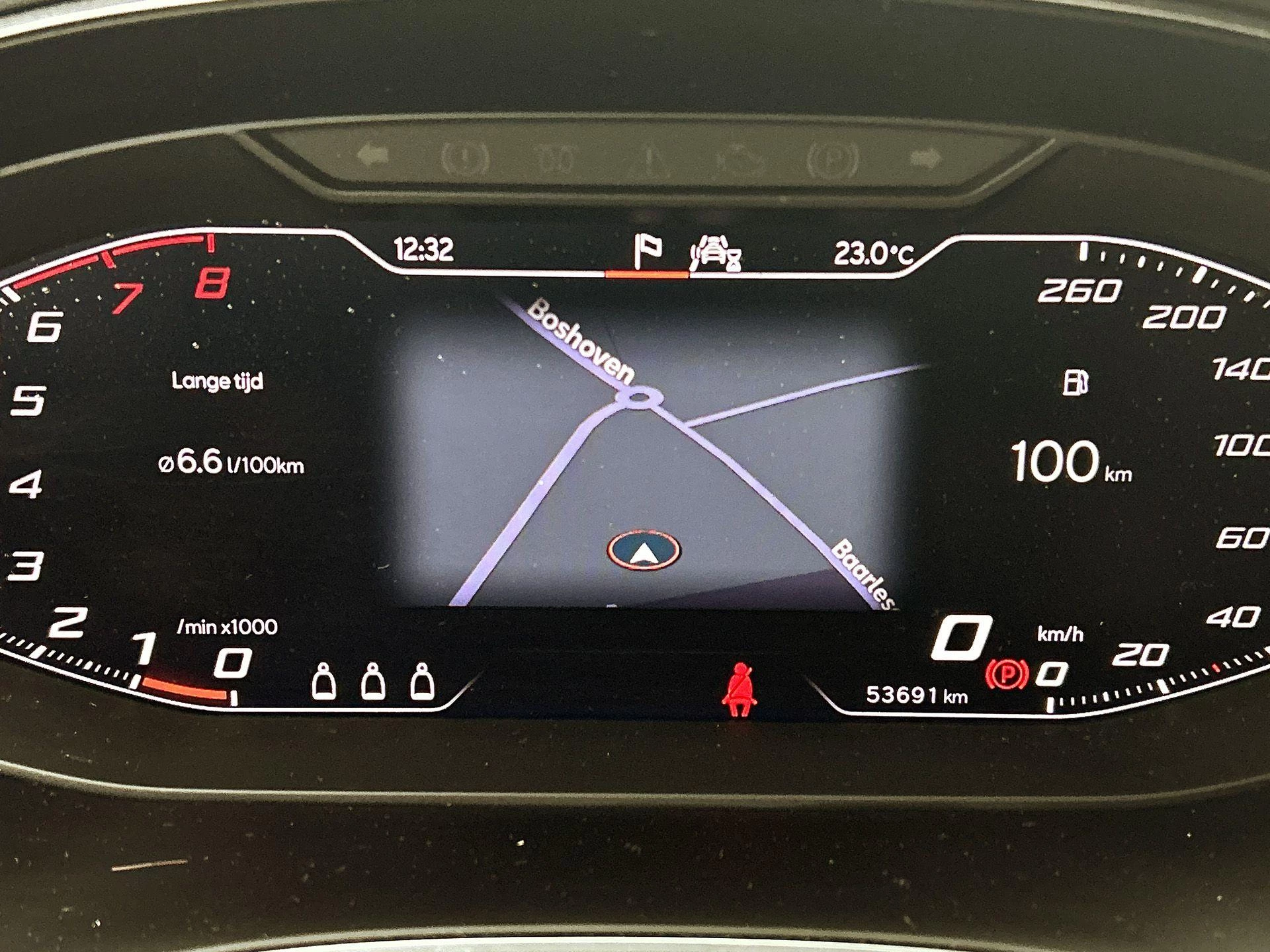 SEAT-Arona-image-12