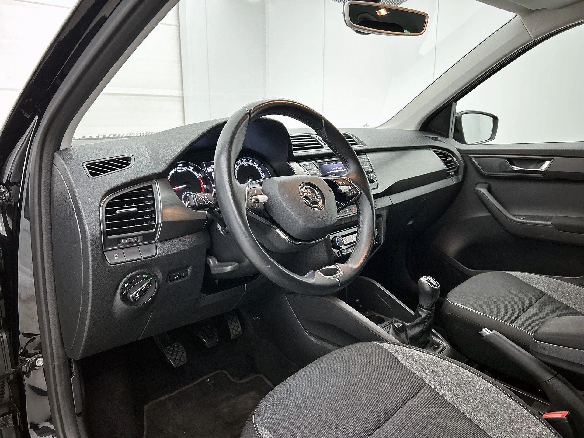 Škoda-Fabia-image-16