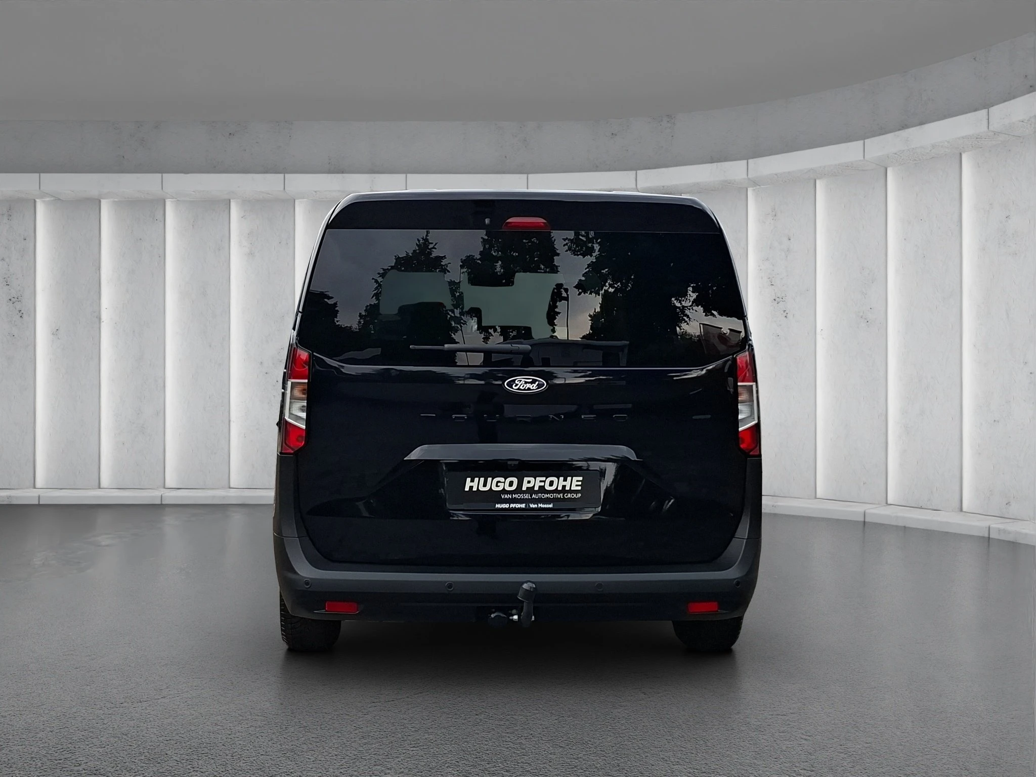 Ford-Tourneo Courier-image-3
