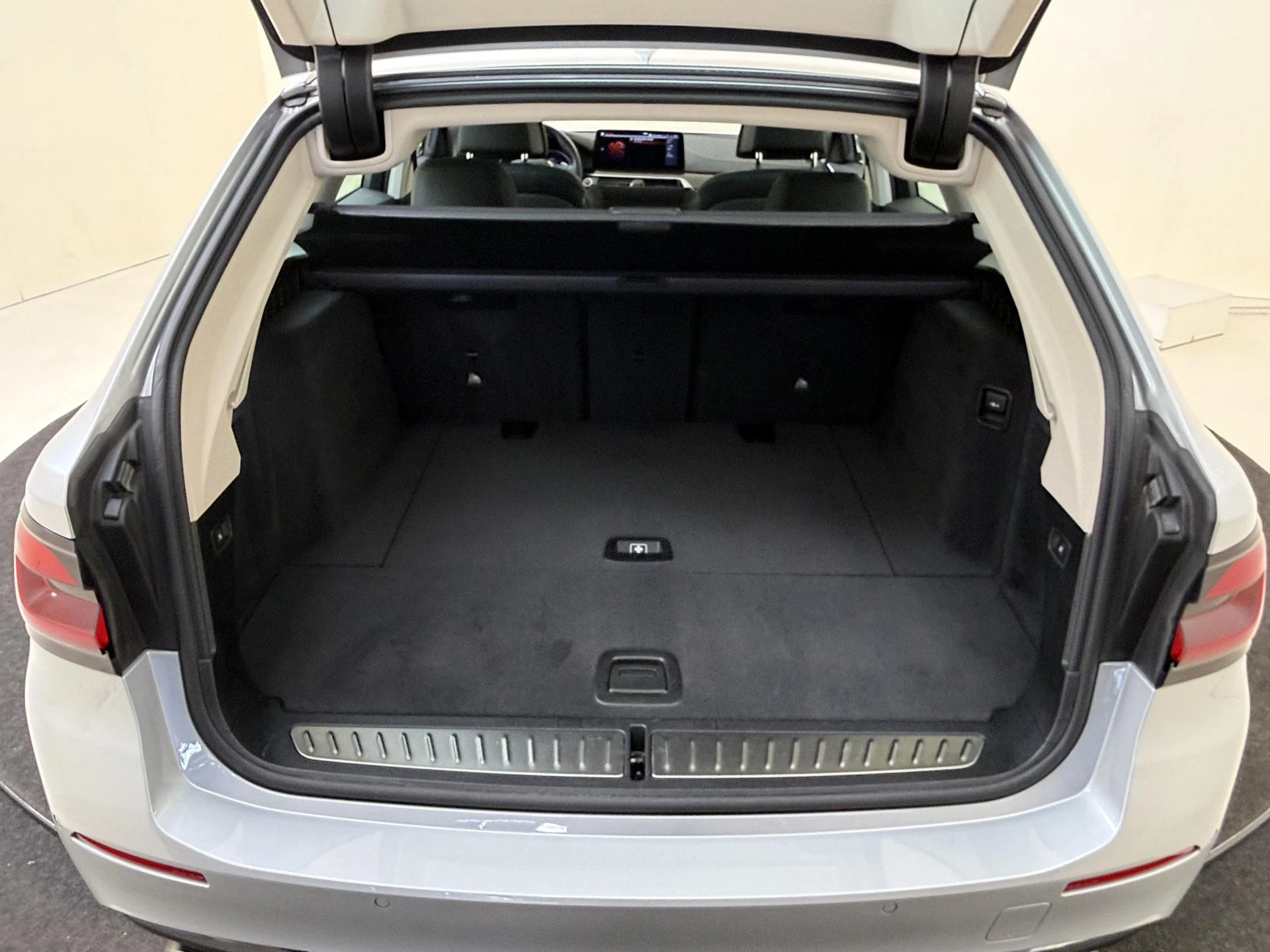 BMW-5 Serie-image-29