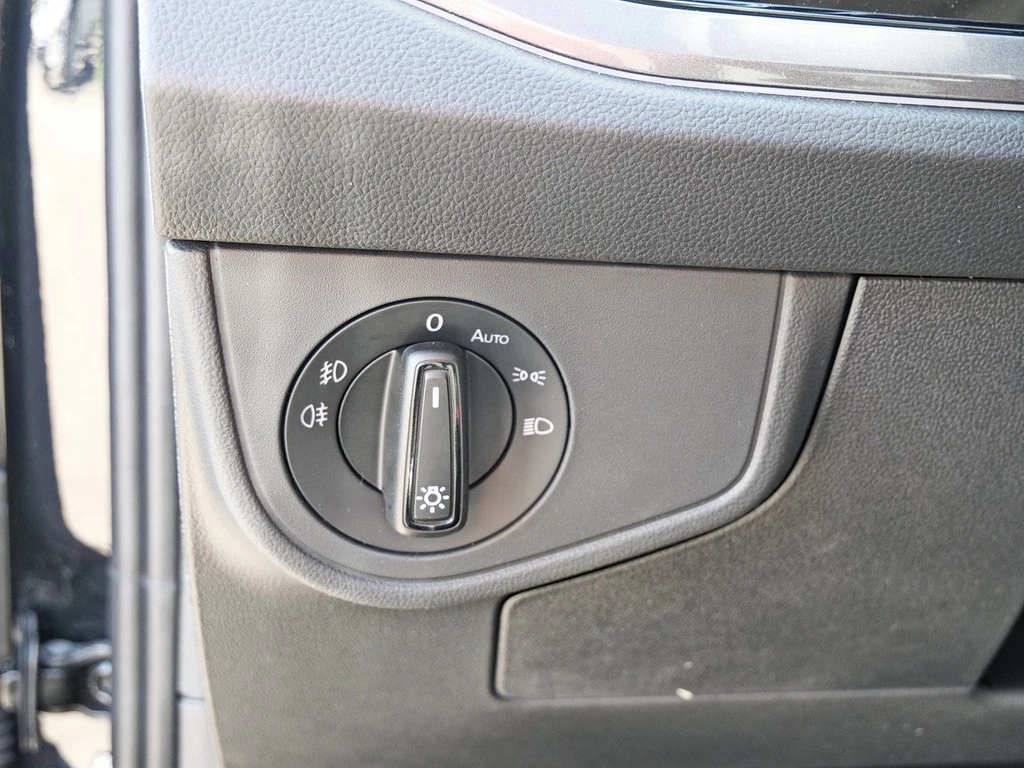 Volkswagen-Taigo-image-16