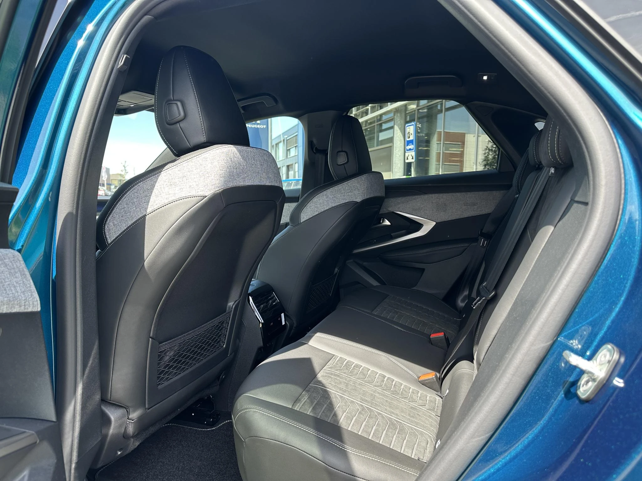 Peugeot-e-3008-image-14