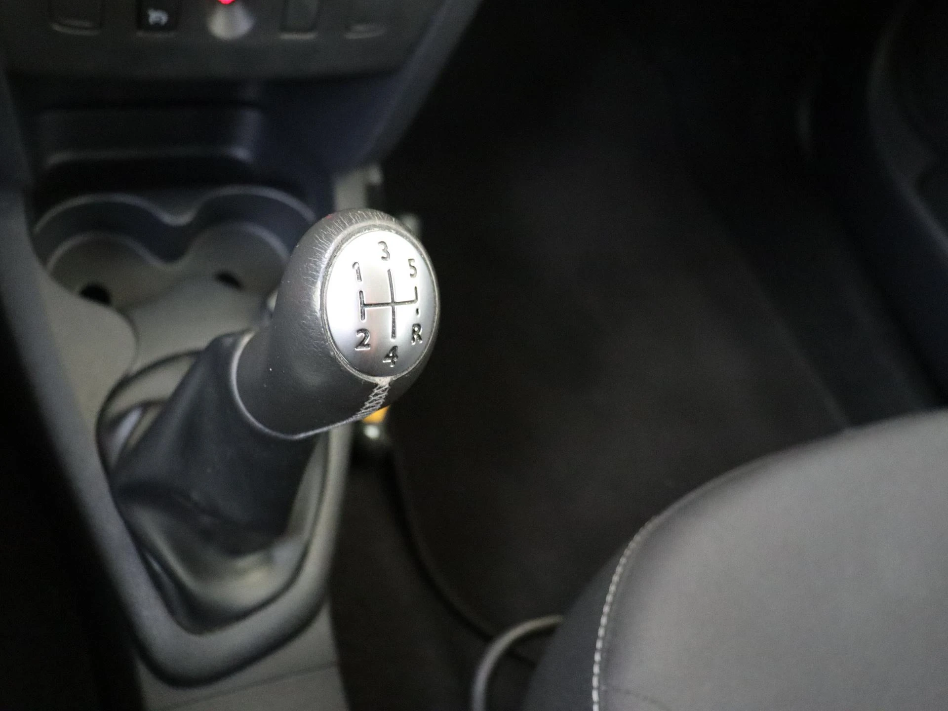 Dacia-Sandero-image-13