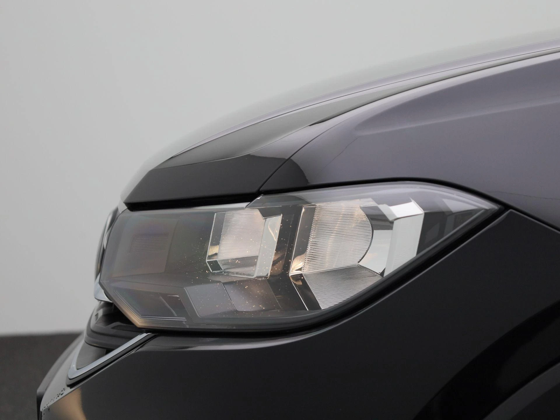 Volkswagen-T-Cross-image-14