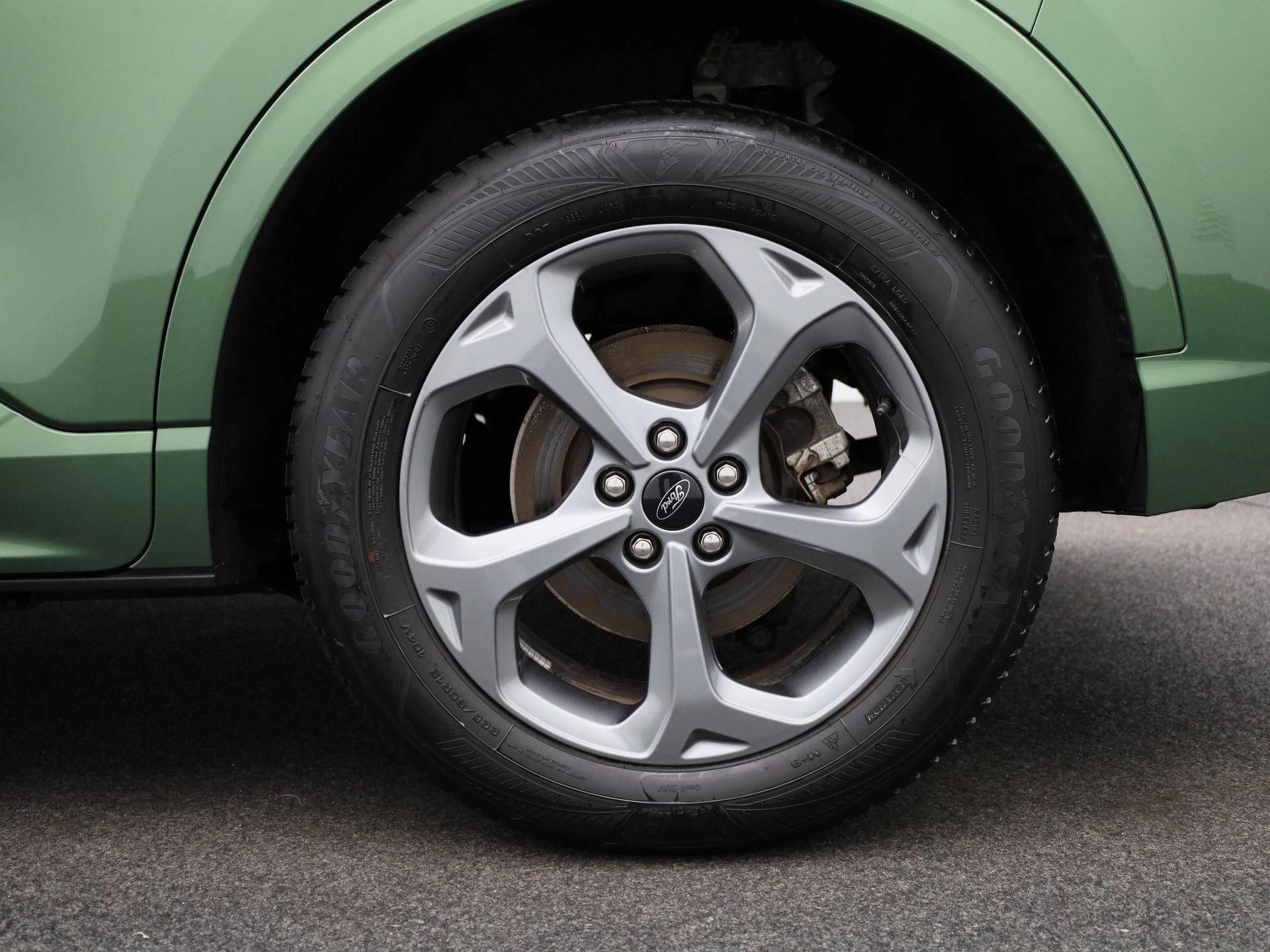 Ford-Kuga-image-13