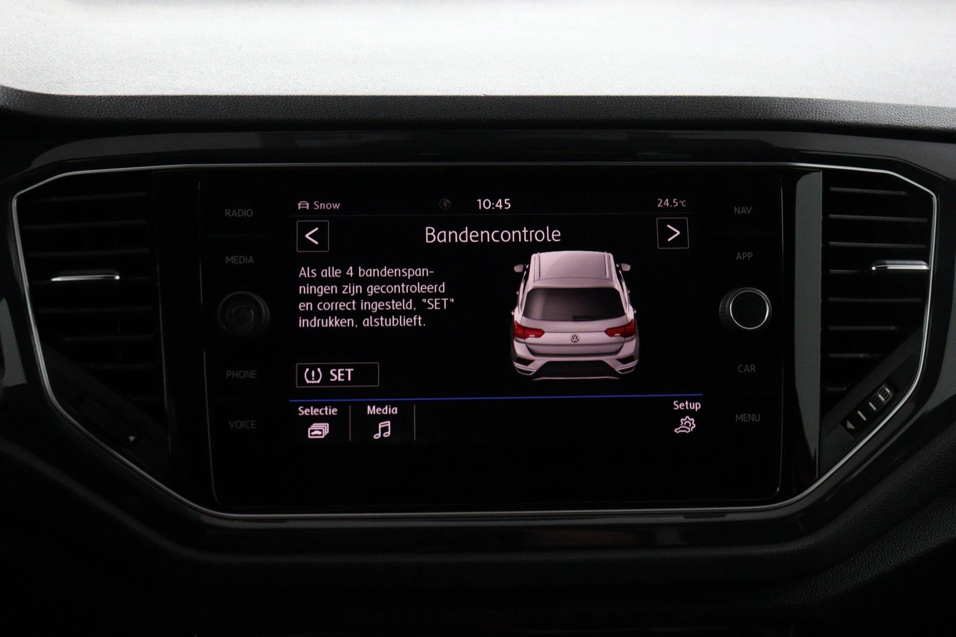 Volkswagen-T-Roc-image-46