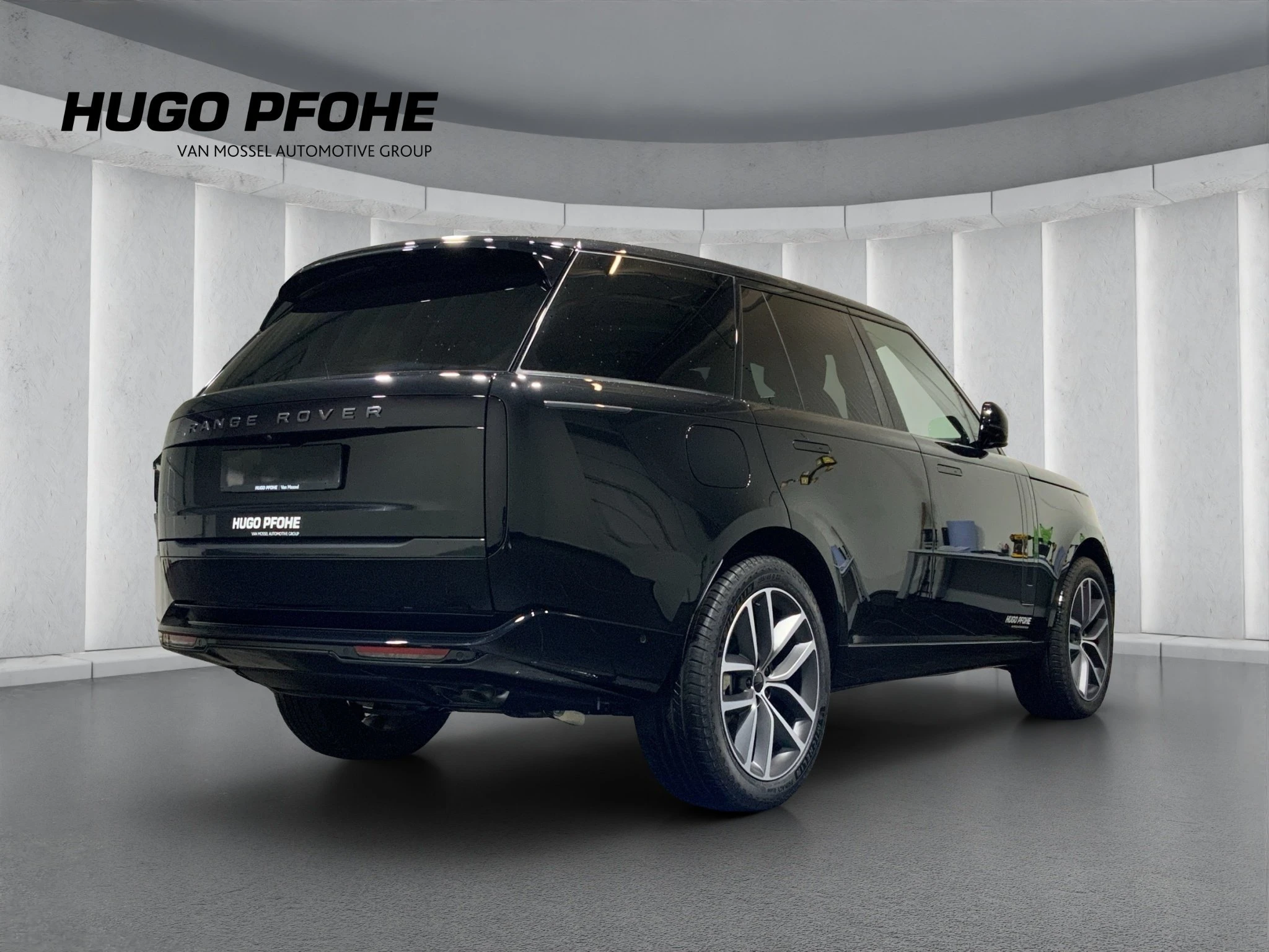 Land Rover-Range Rover-image-1