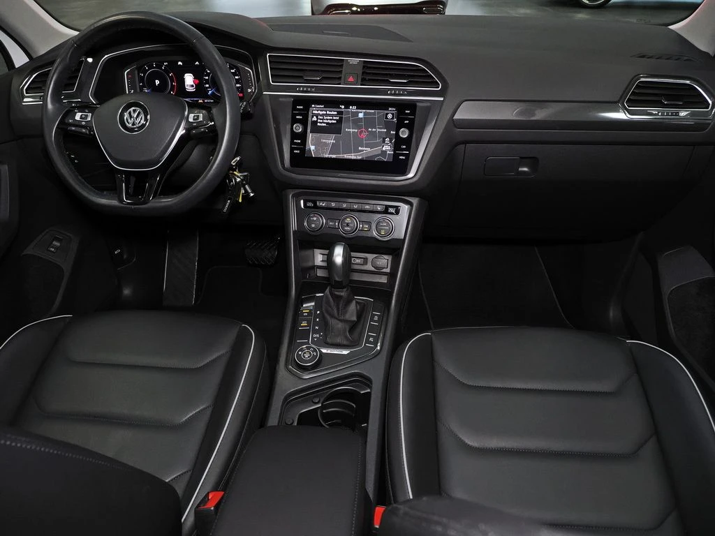Volkswagen-Tiguan-image-12
