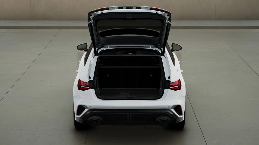 Audi RS3 Sportback TFSI quattro Pano Matrix HUD SAGA