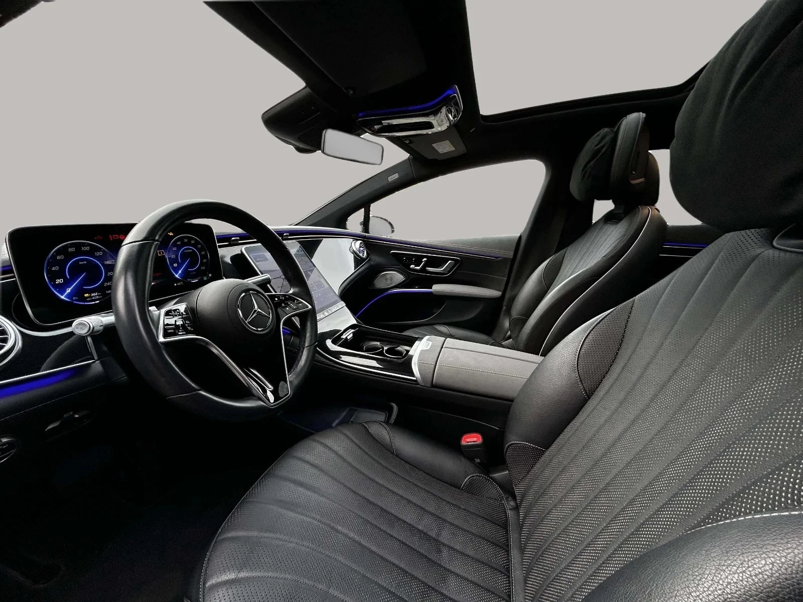 Mercedes-Benz-EQS-image-9