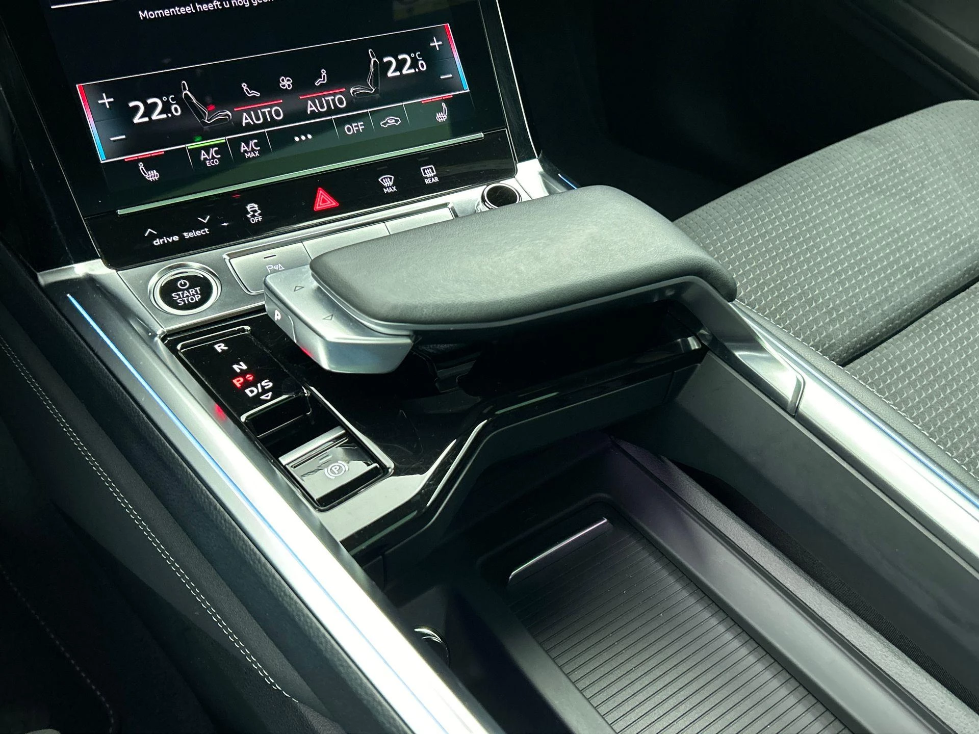 Audi-Q8 e-tron-image-32