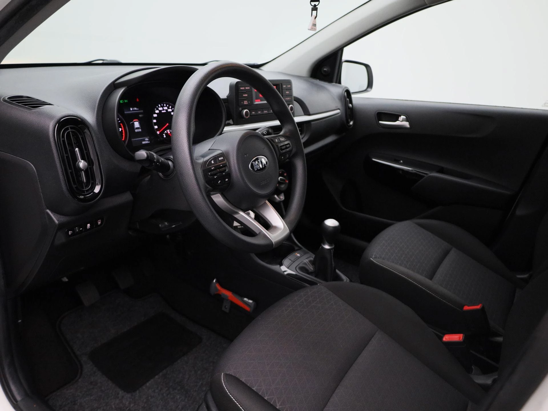 Kia-Picanto-image-21