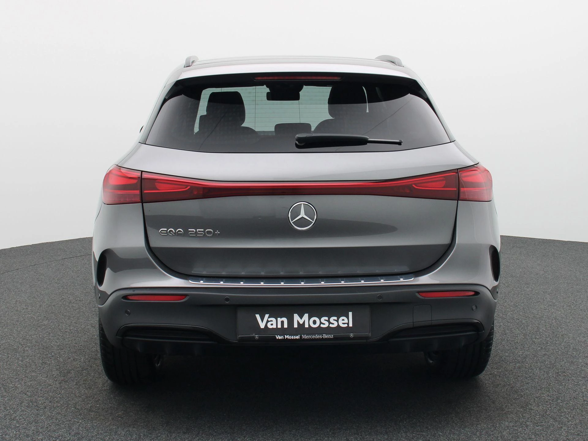 Mercedes-Benz EQA 250+ Star Edition + PANORAMISCH DAK + BURMESTER + HEAD UP + CARPLAY