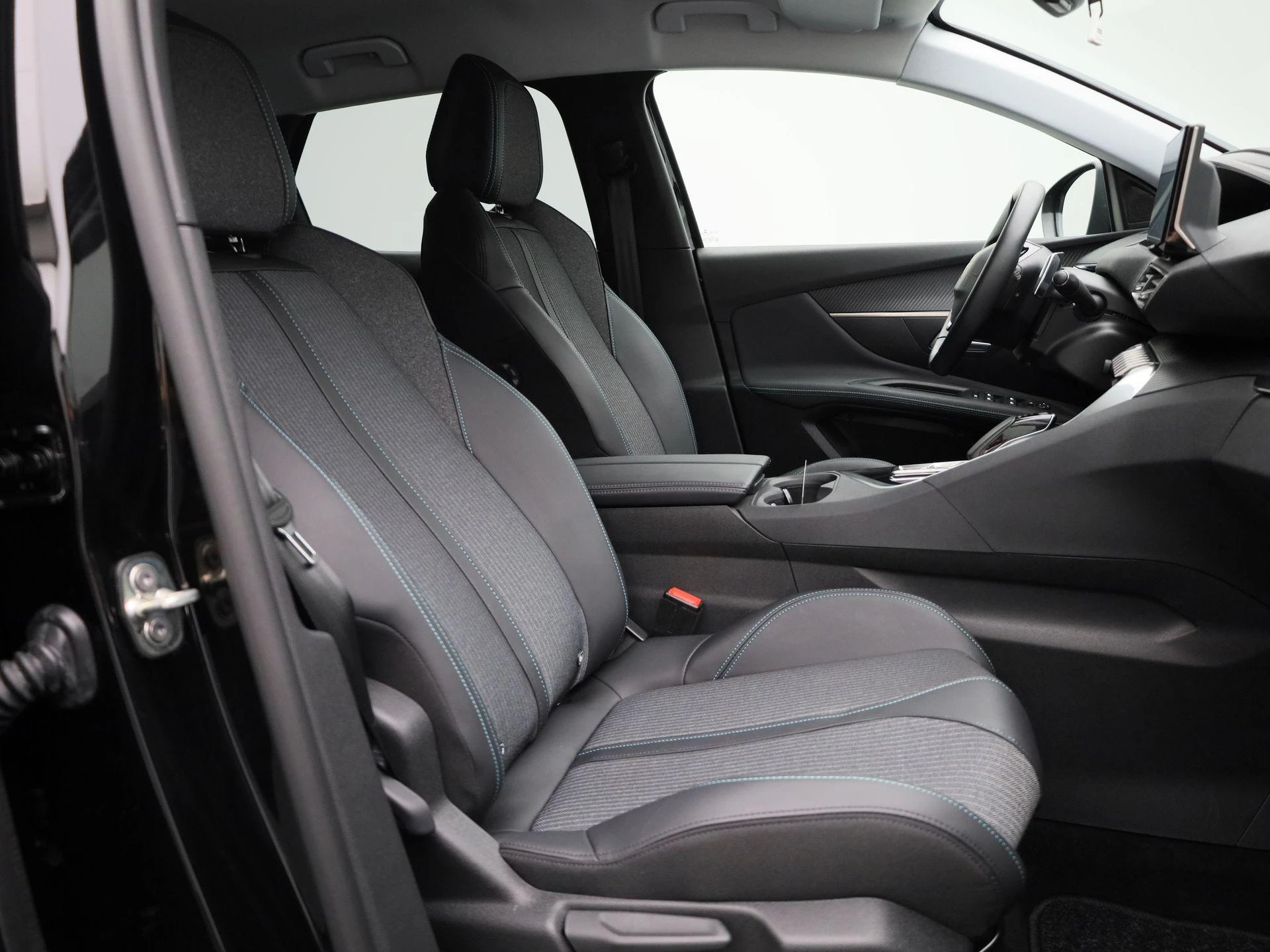 Peugeot-3008-image-35
