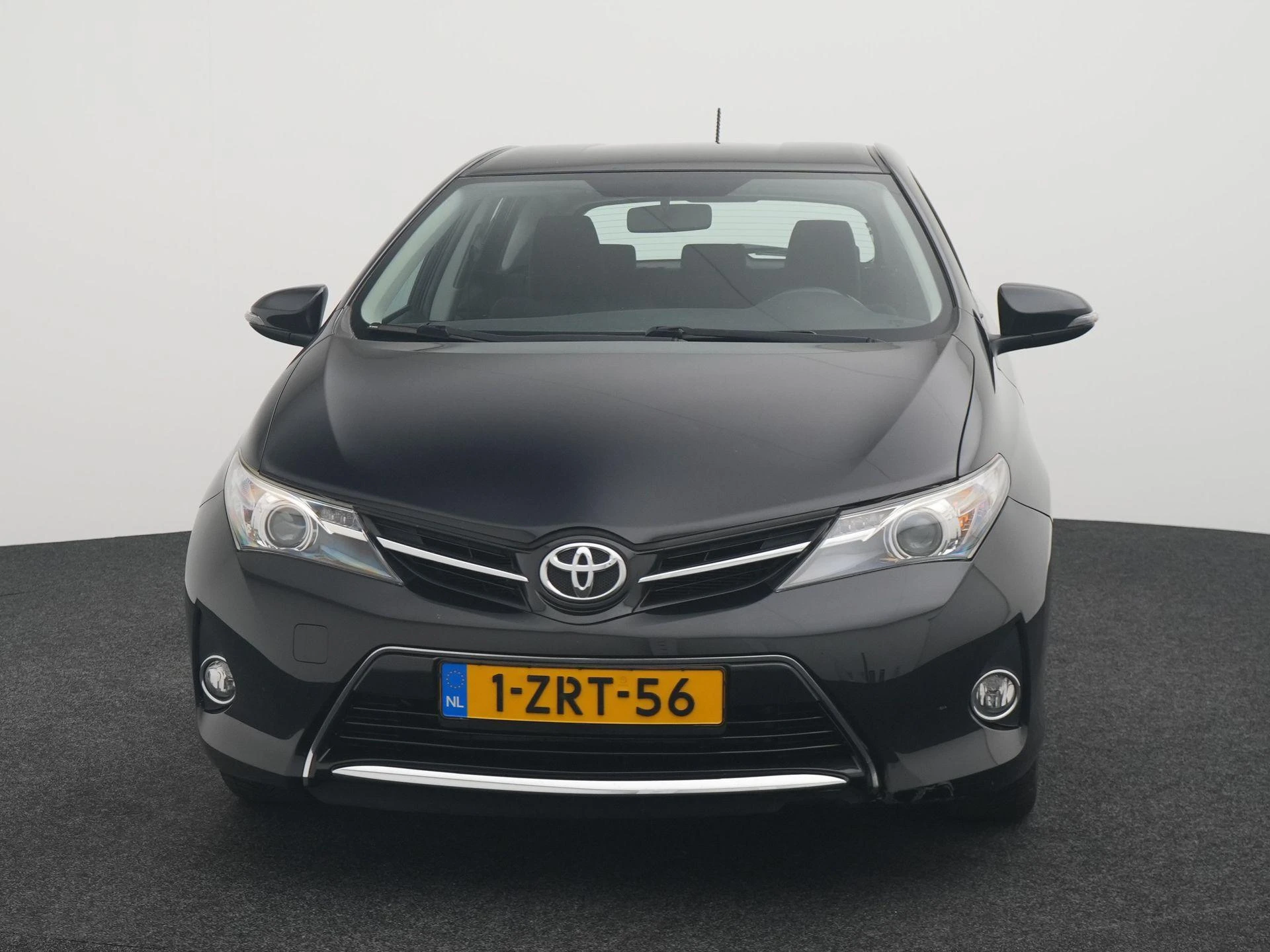 Toyota-Auris-image-2