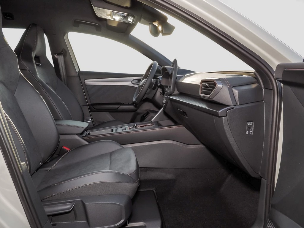 CUPRA Leon Sportstourer ST 1.5 eTSI UPE 50.275 Dynamic
