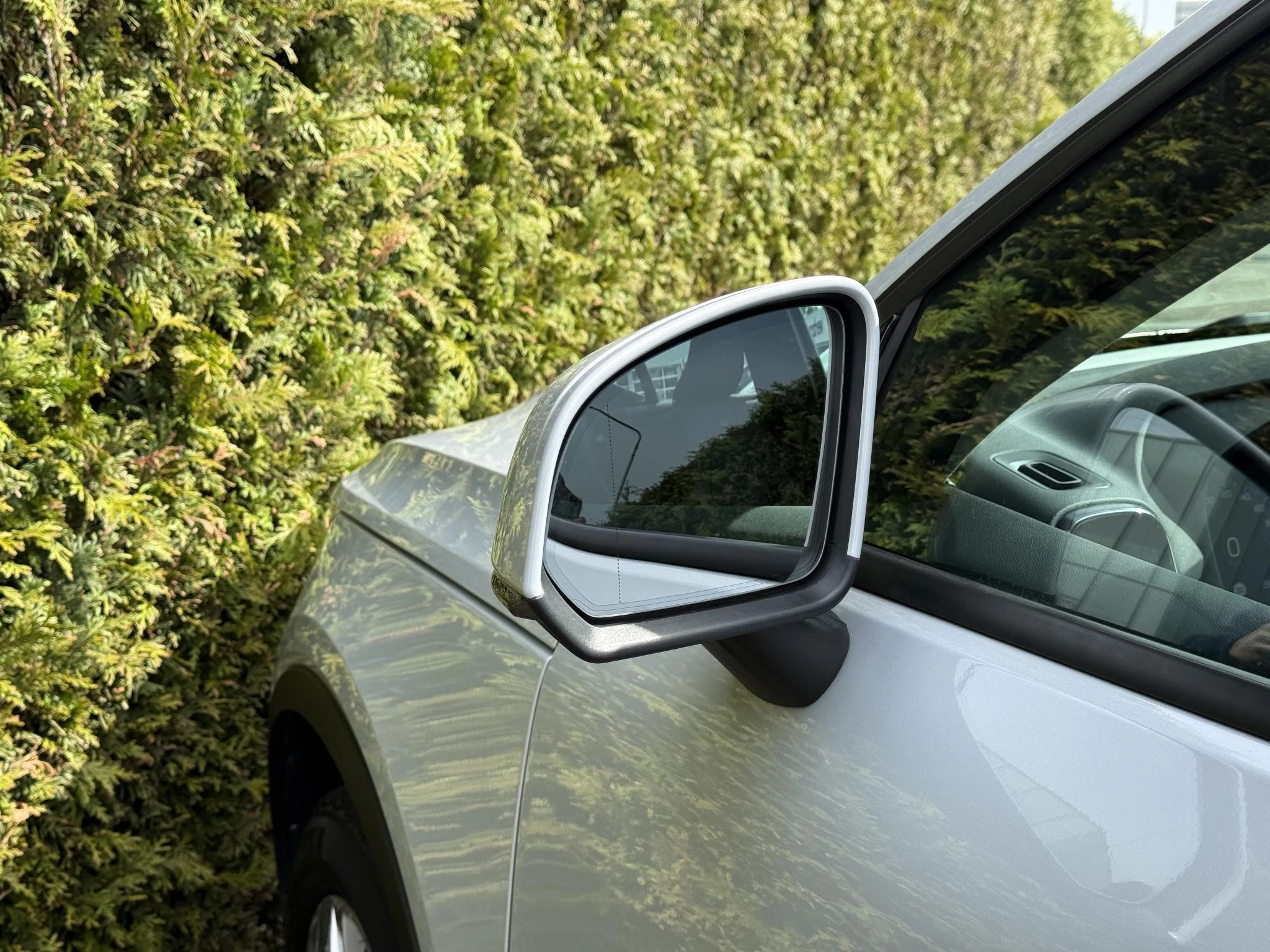 Volvo-XC40-image-16