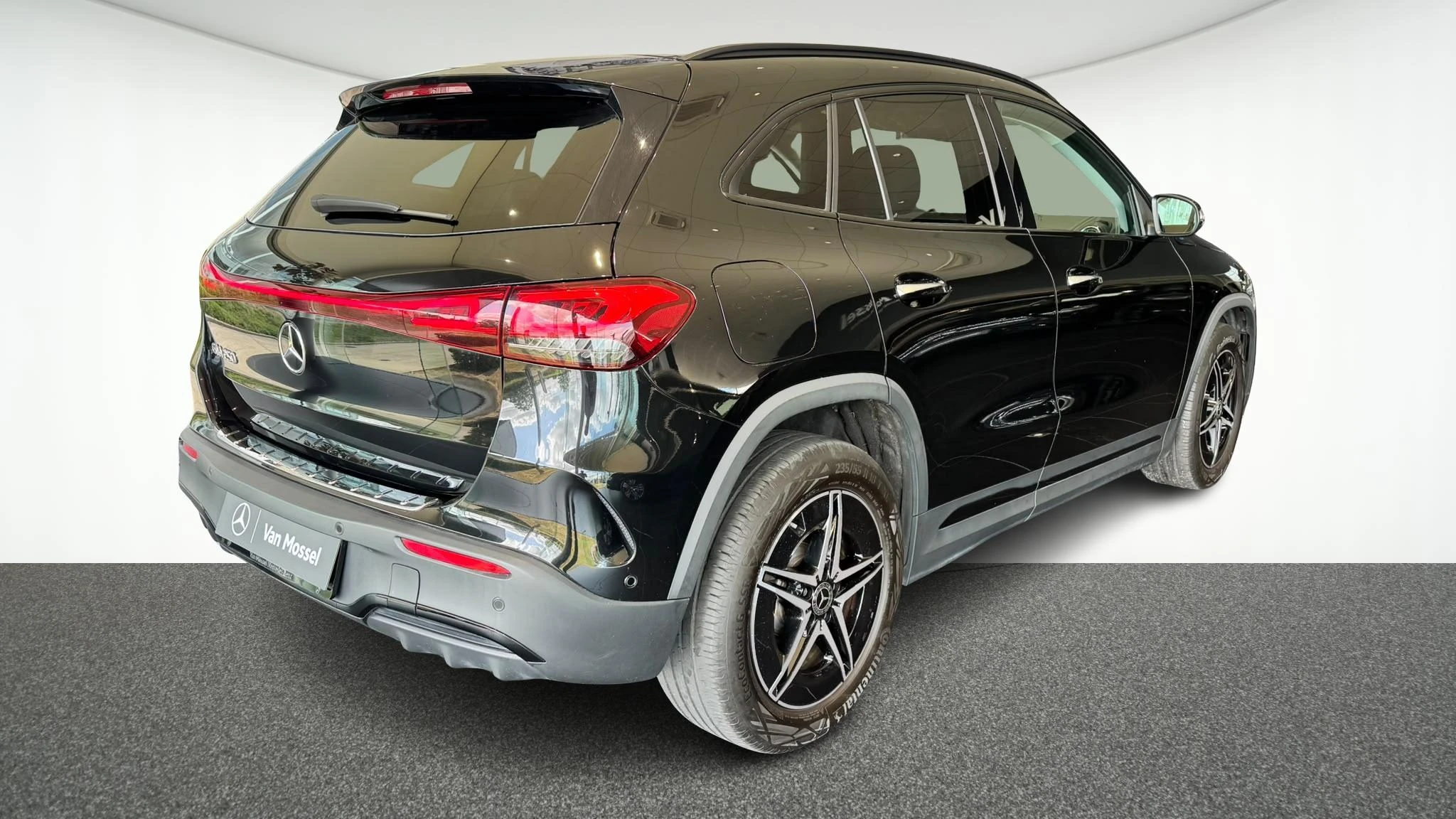 Mercedes-Benz EQA 250 AMG Line + CARPLAY + TREKHAAK + NIGHTPAKKET +
