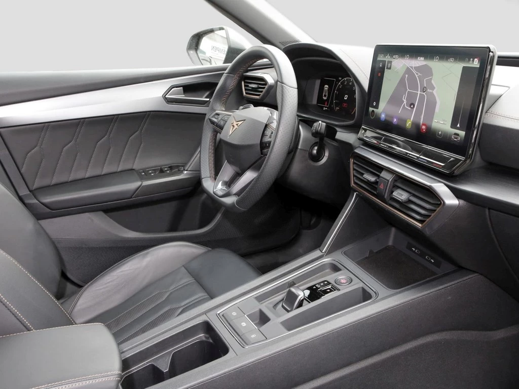 CUPRA Leon Sportstourer VZ 2.0 TSI 19" BEATS LEDER Navi+VC ACC LED RFK+PDC SHZ