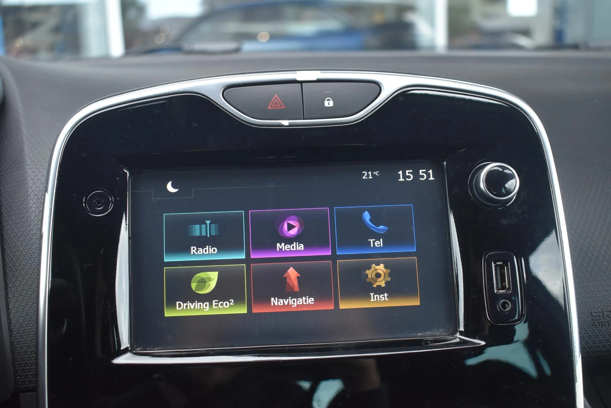 Renault-Clio-image-20