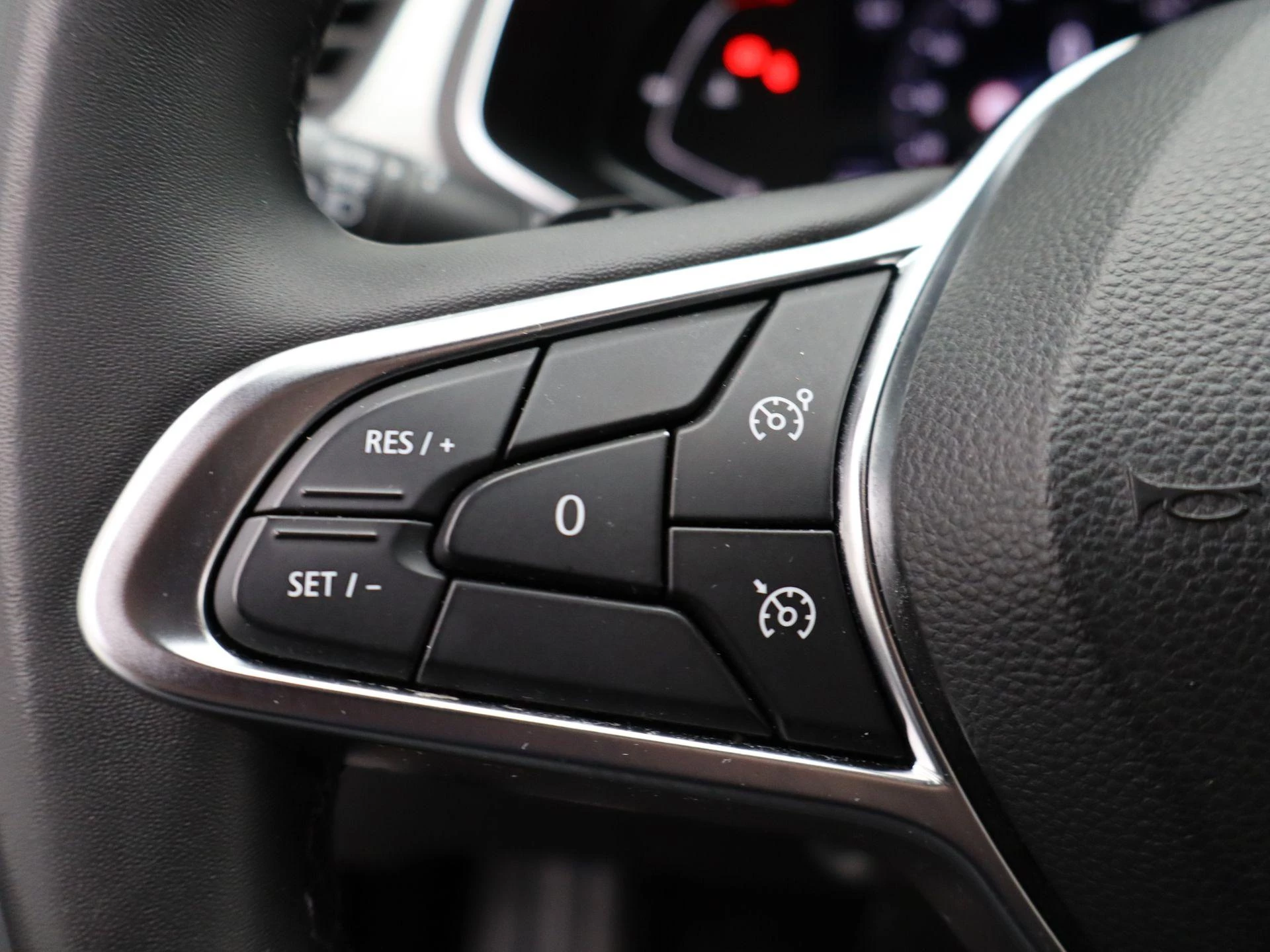 Renault-Captur-image-34