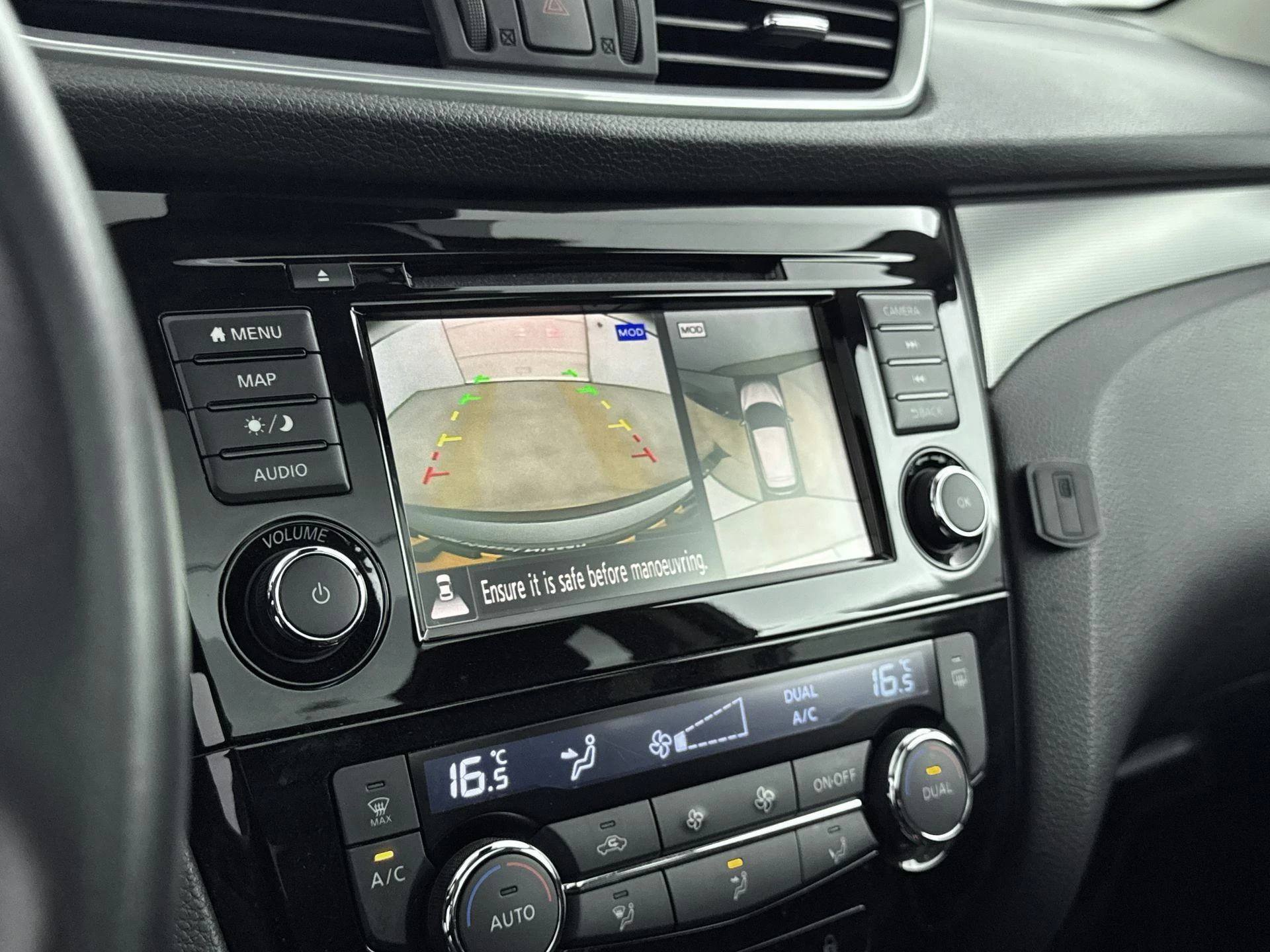 Nissan-QASHQAI-image-26