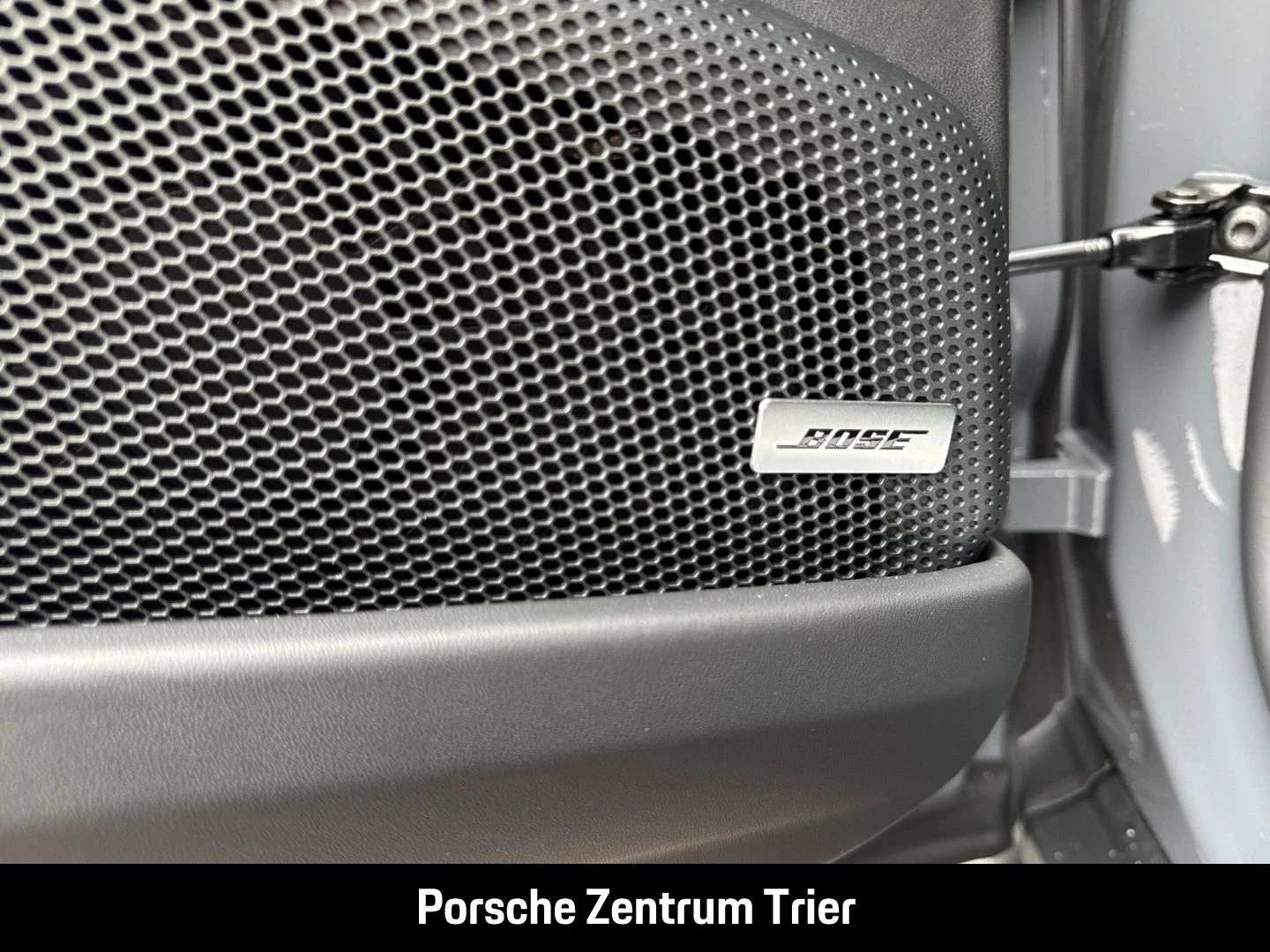Porsche Panamera 4S E-Hybrid HA-Lenkung InnoDrive HeadUp -