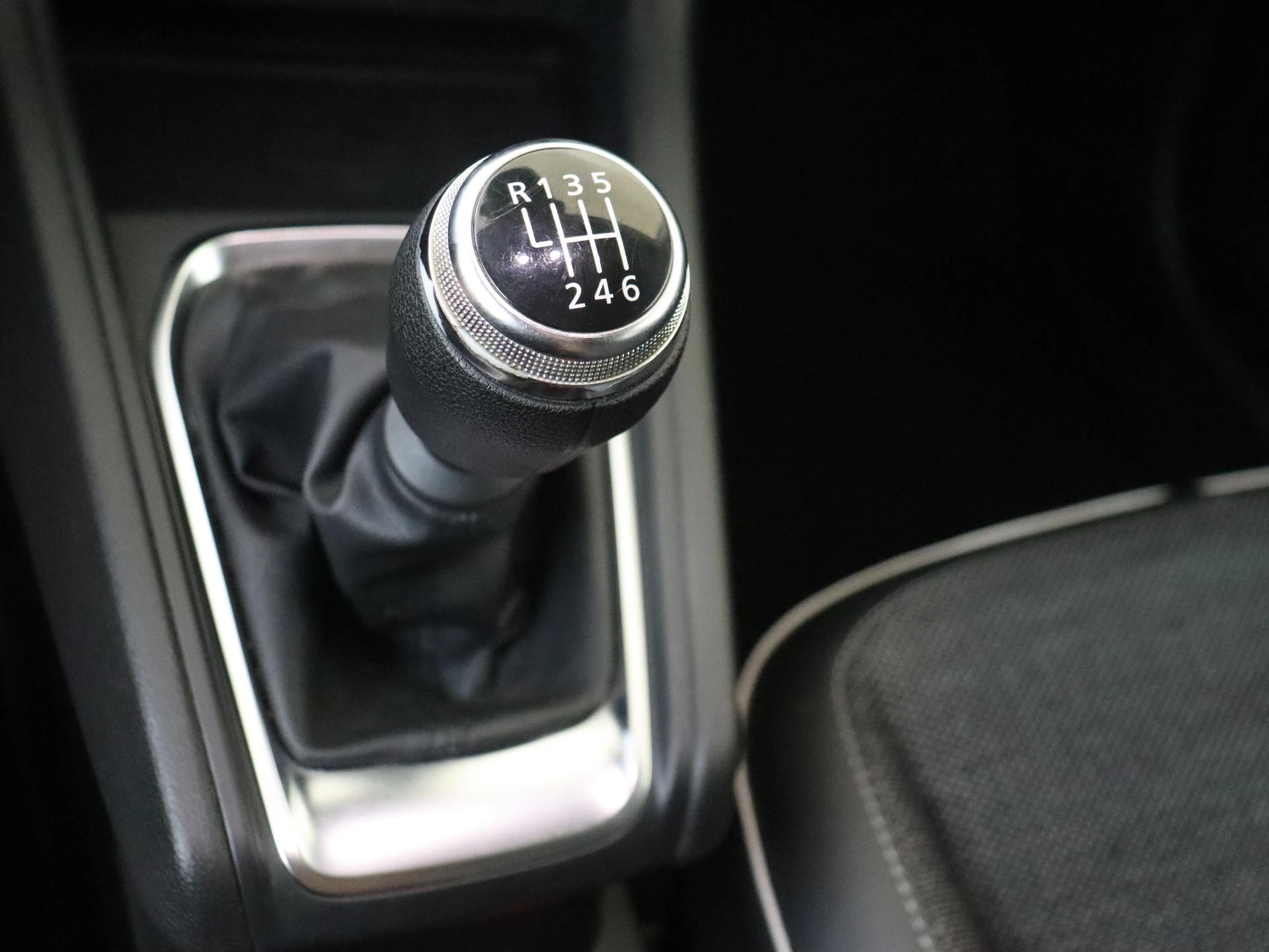 Renault-Captur-image-14