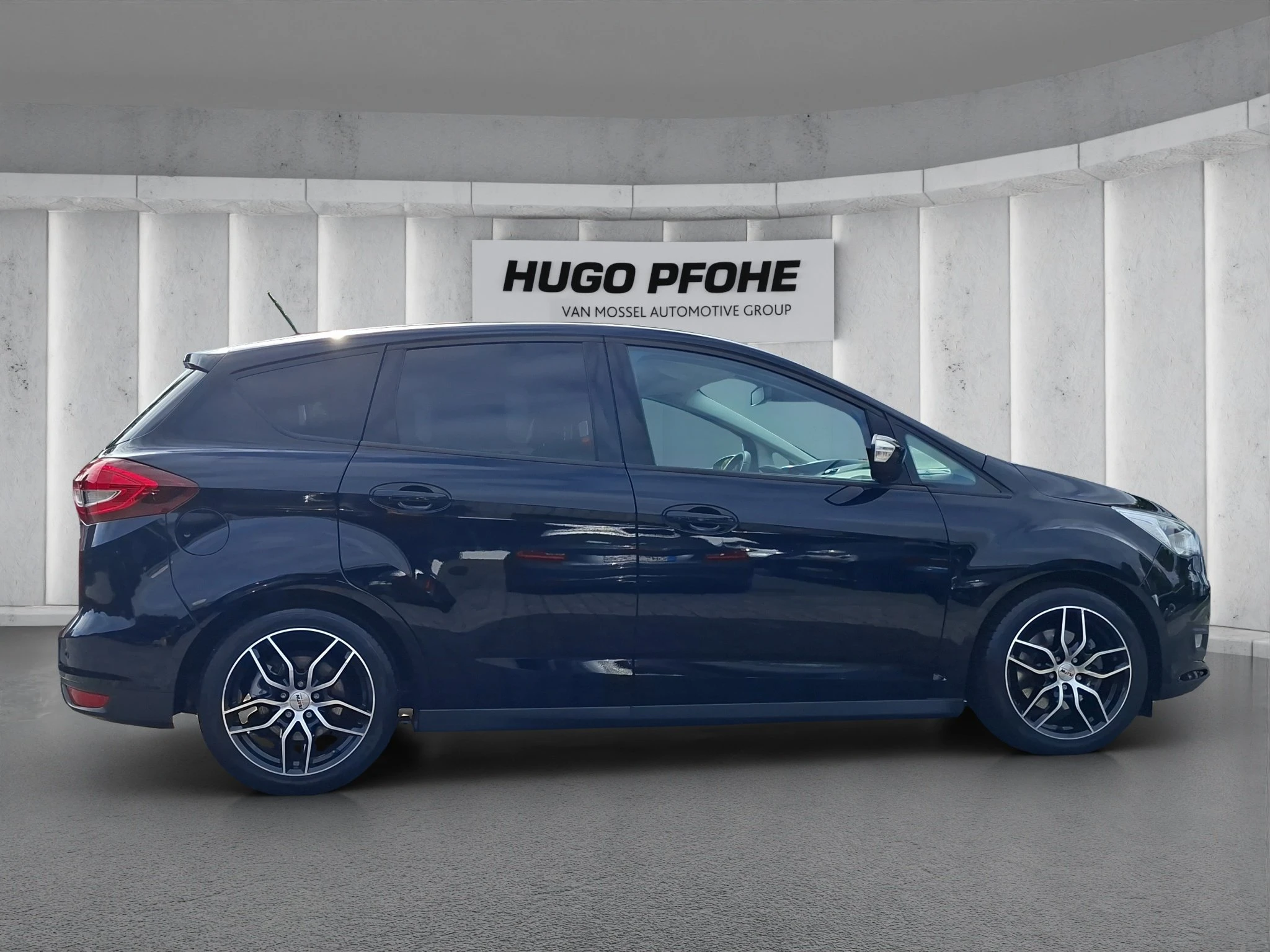 Ford-C-MAX-image-5